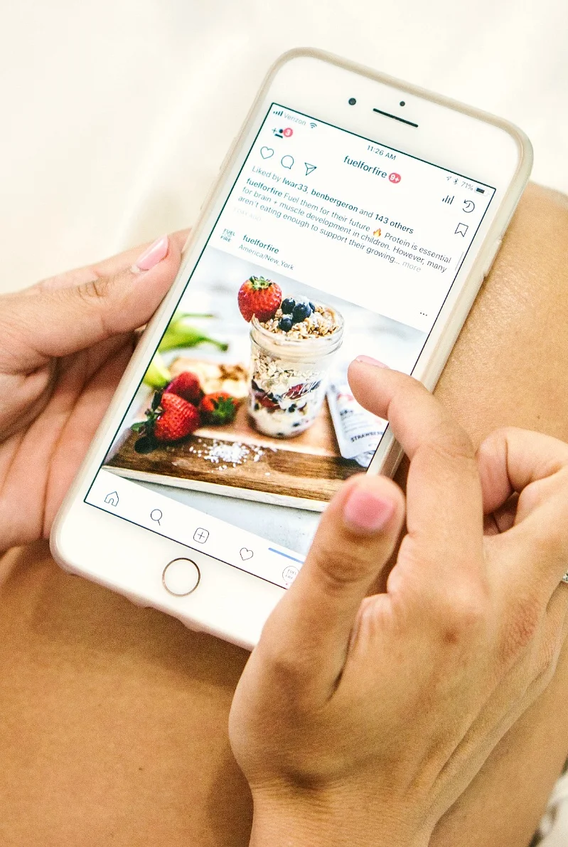 When you have no new work to showcase, does your social media presence start lacking? Reverse that with 5 Ways to Keep Your Social Channels Full When Work Is Slow | Alexis The Greek blog