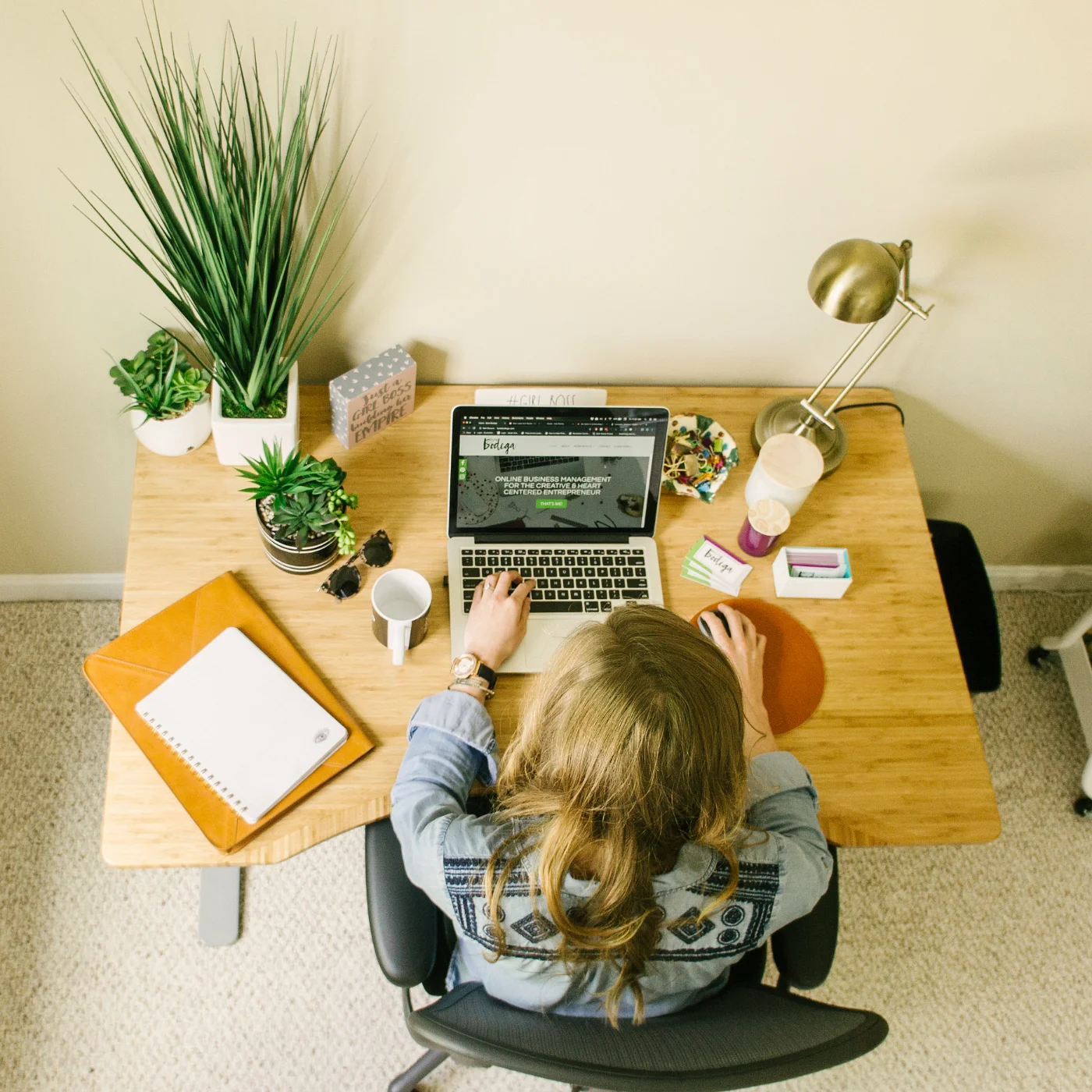 How to Deal with Burnout as a Creative Entrepreneur | Alexis The Greek blog