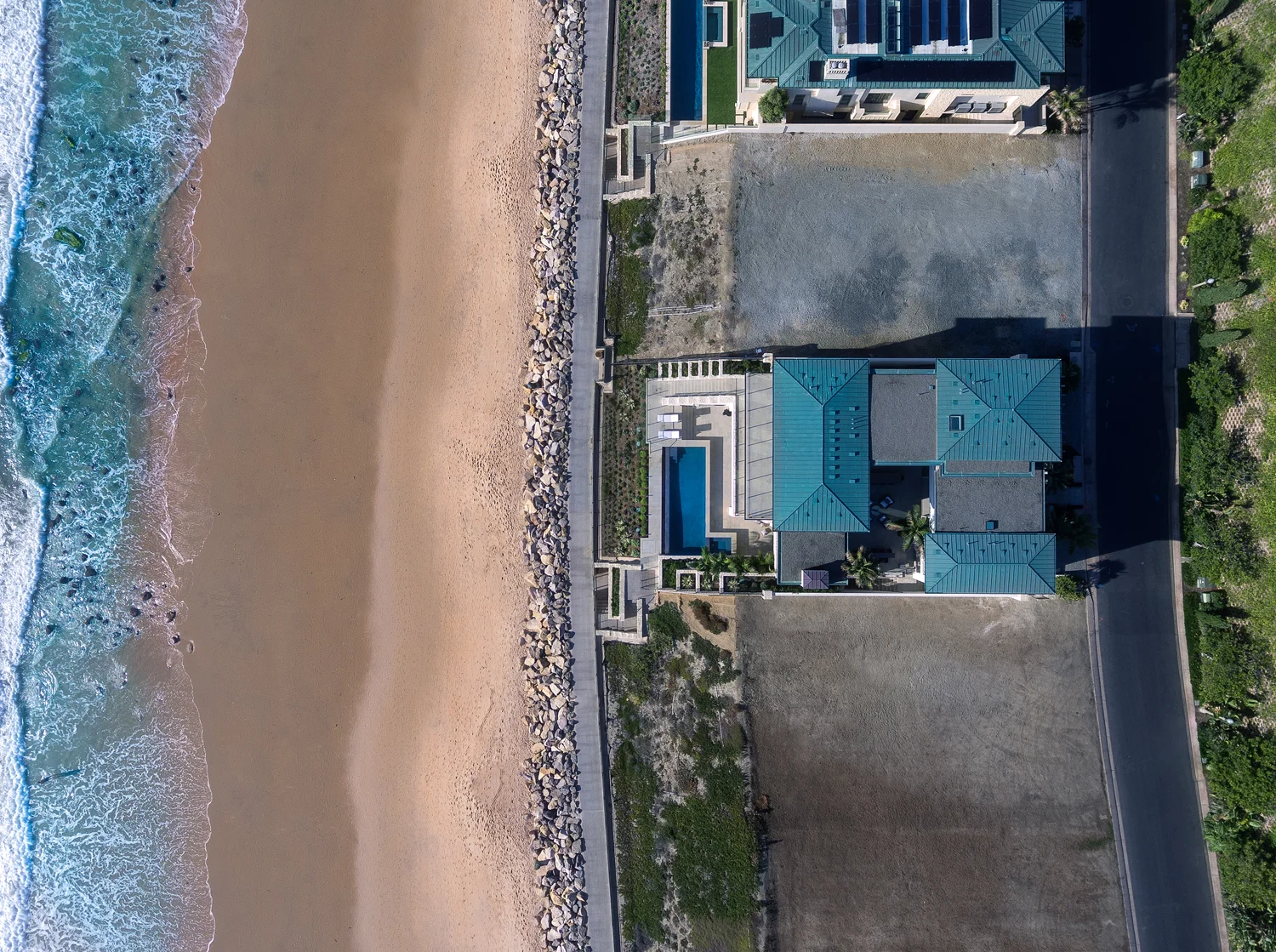 emil kara, rob giem, luxury beach front estate, architectural photographer, real estate photographer, dana point, twin palms, 39 strand beach drive, laguna beach, photographer