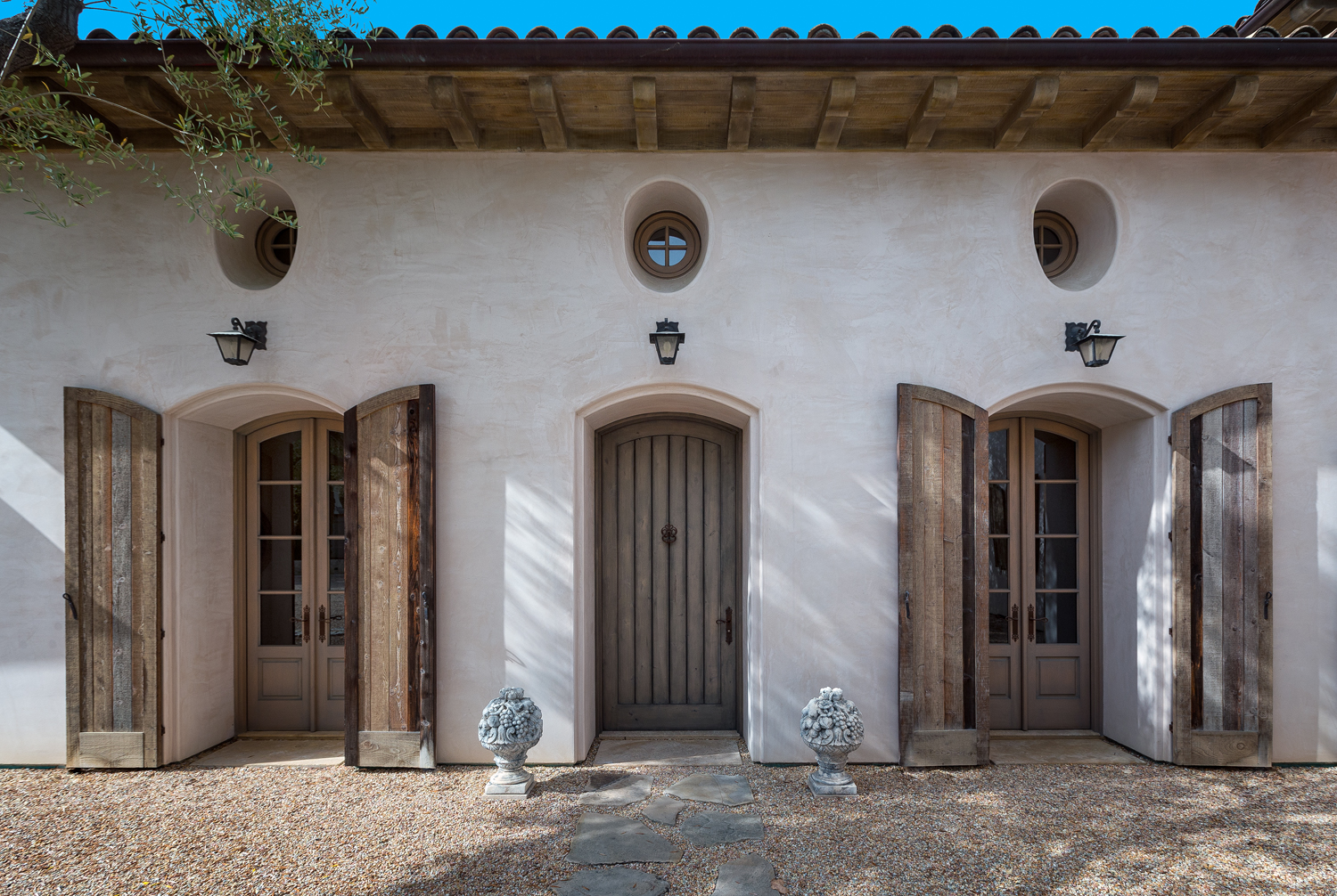 4095 Calle Isabella, emil kara, photographer, mediterranean architecture