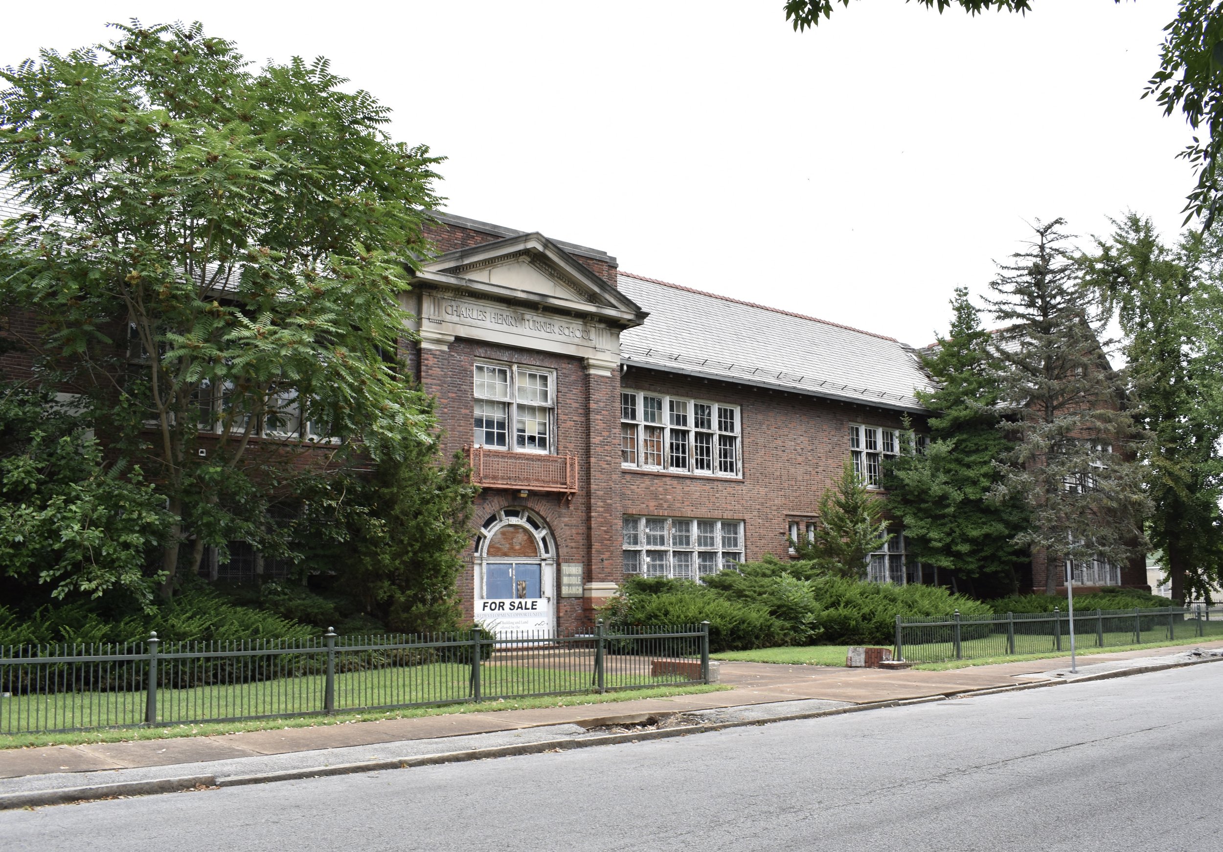 St. Louis Public Schools Will Close 8 Schools, Sparing 3