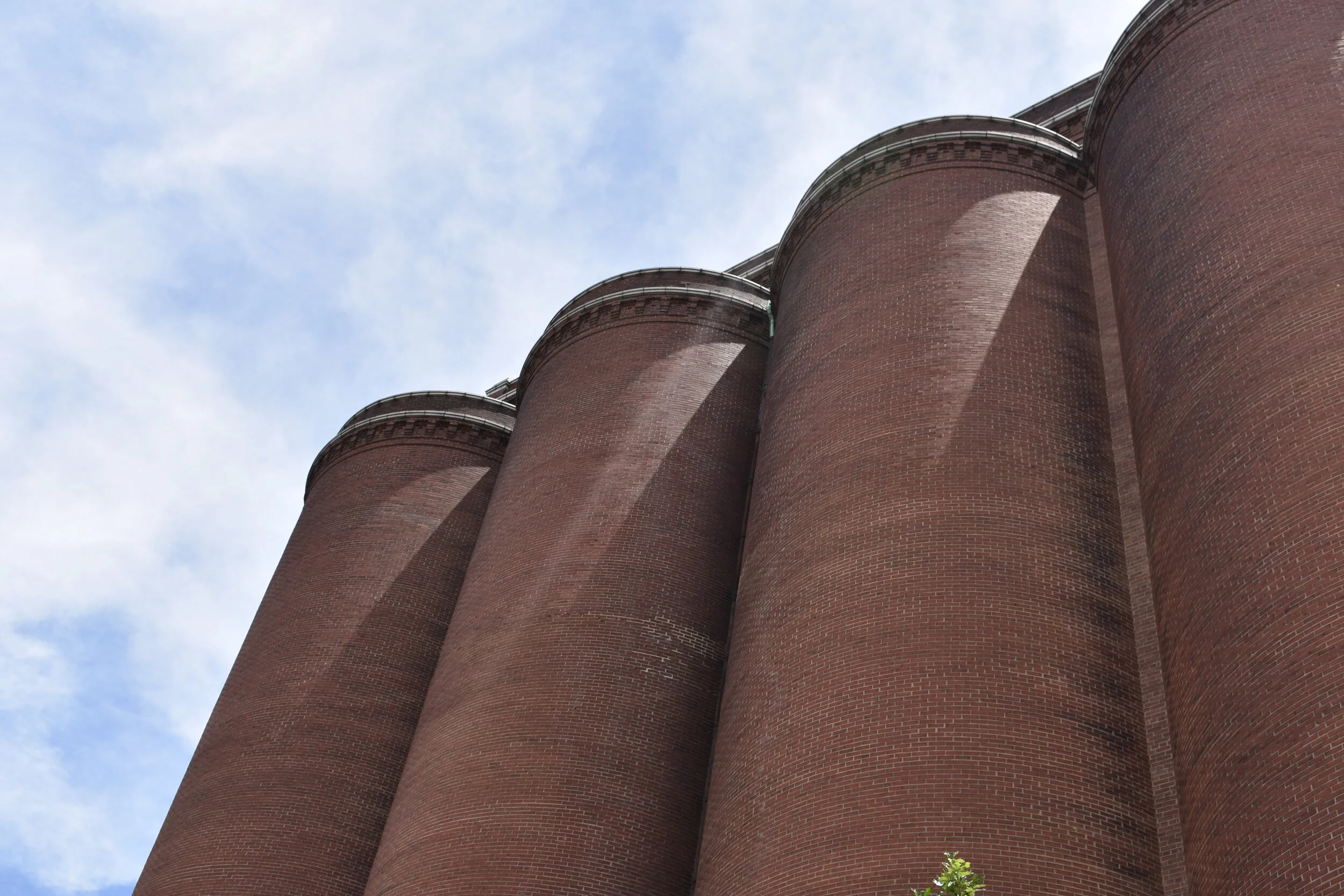 Marine Villa Neighborhood