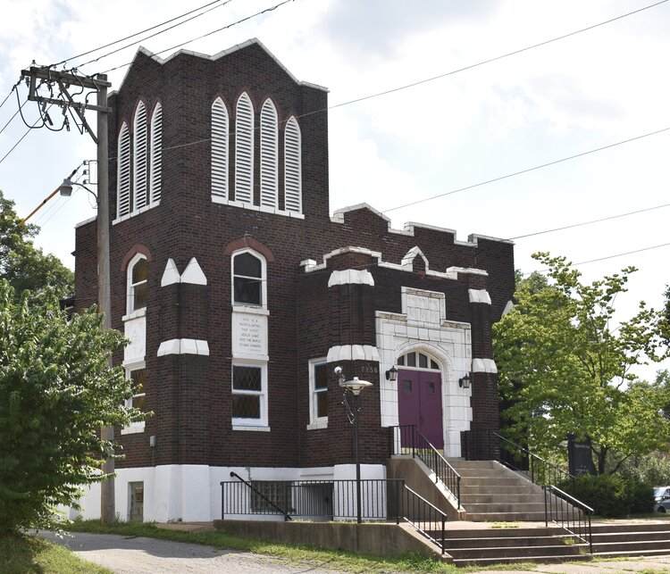 7138 Southwest Avenue