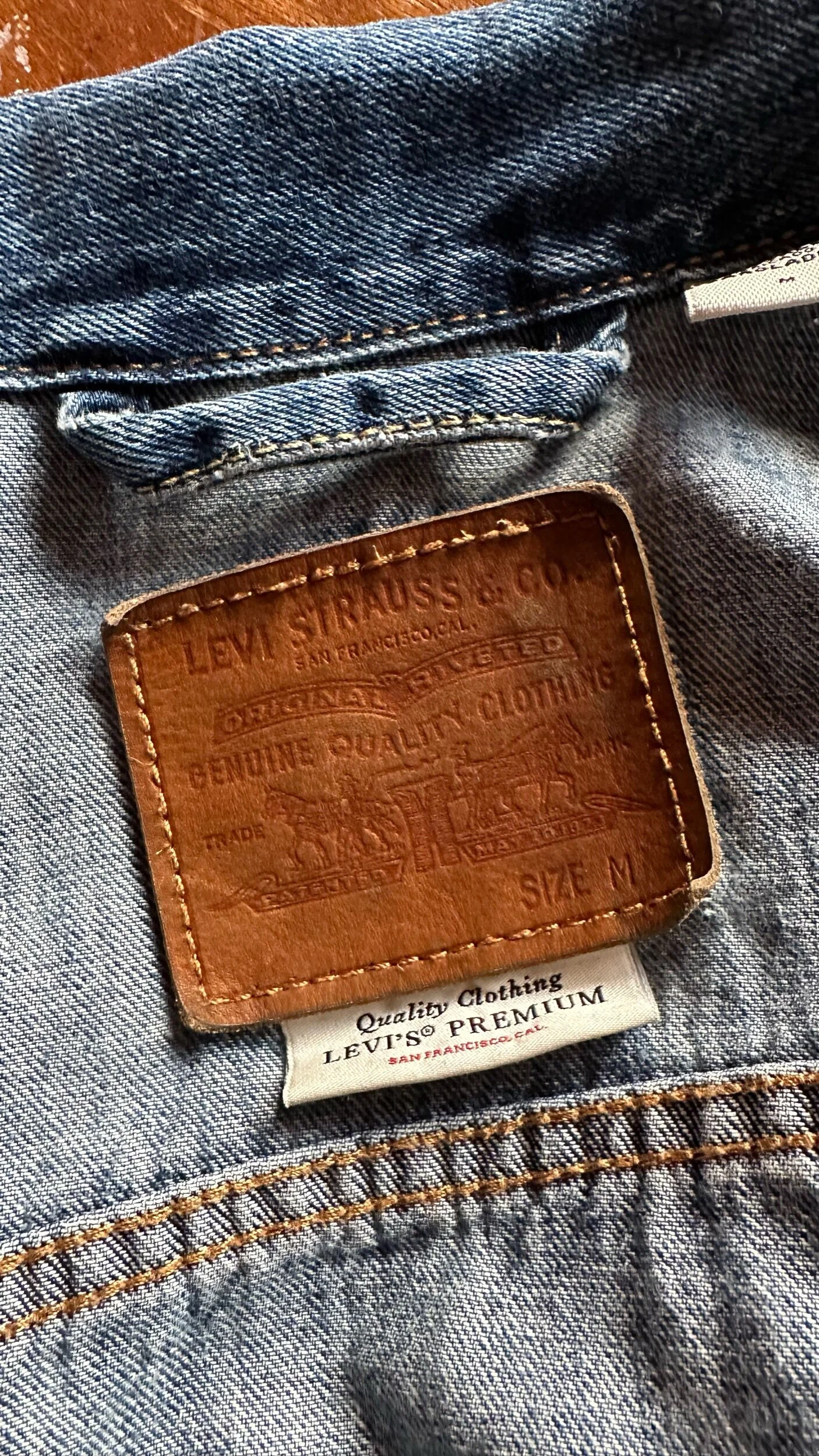 7F83DBDF-86BF-4FE9-AA91-ED3D377A853B