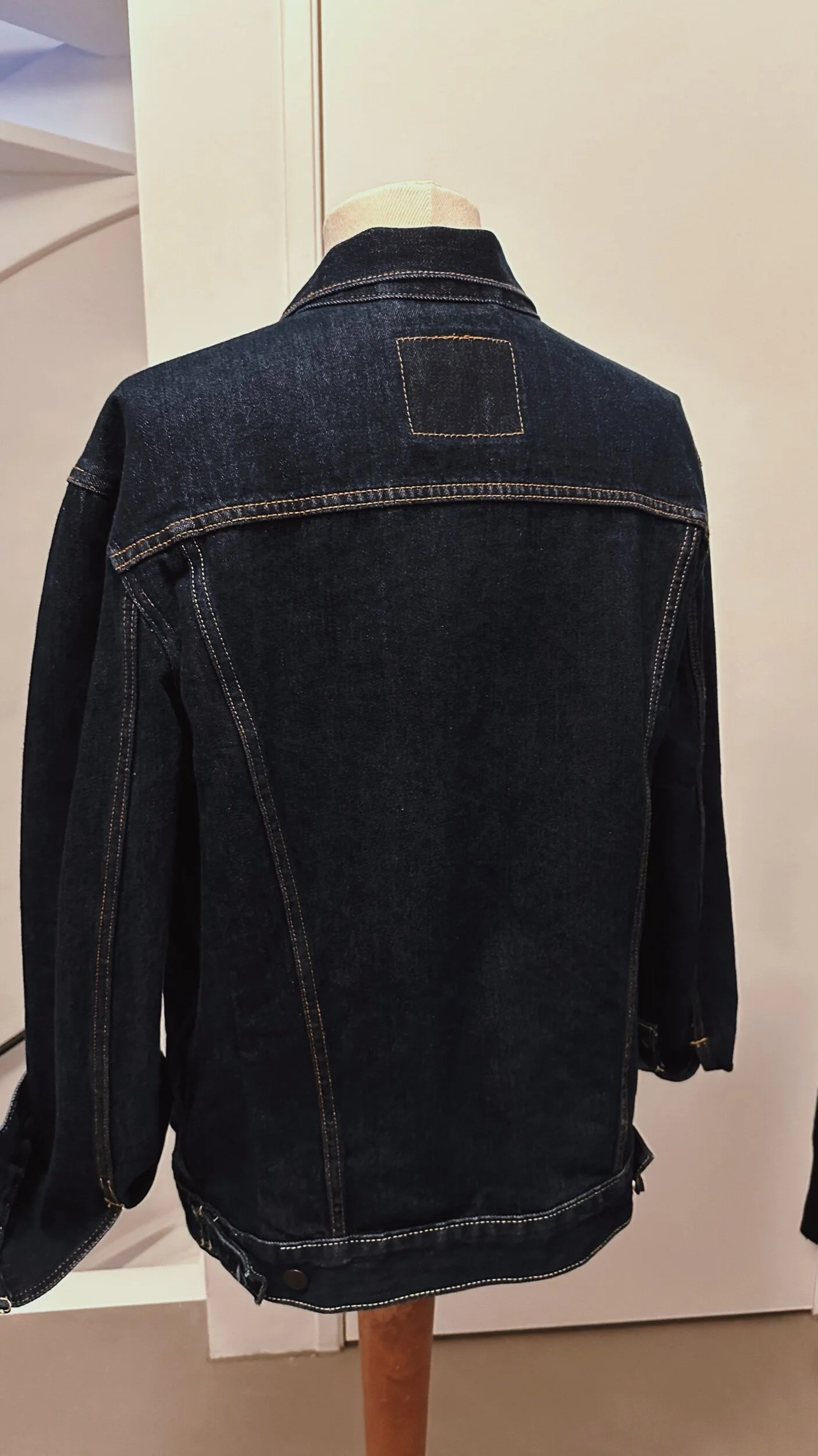 529AB151-04E4-457E-B0AF-EC8C5C24E300