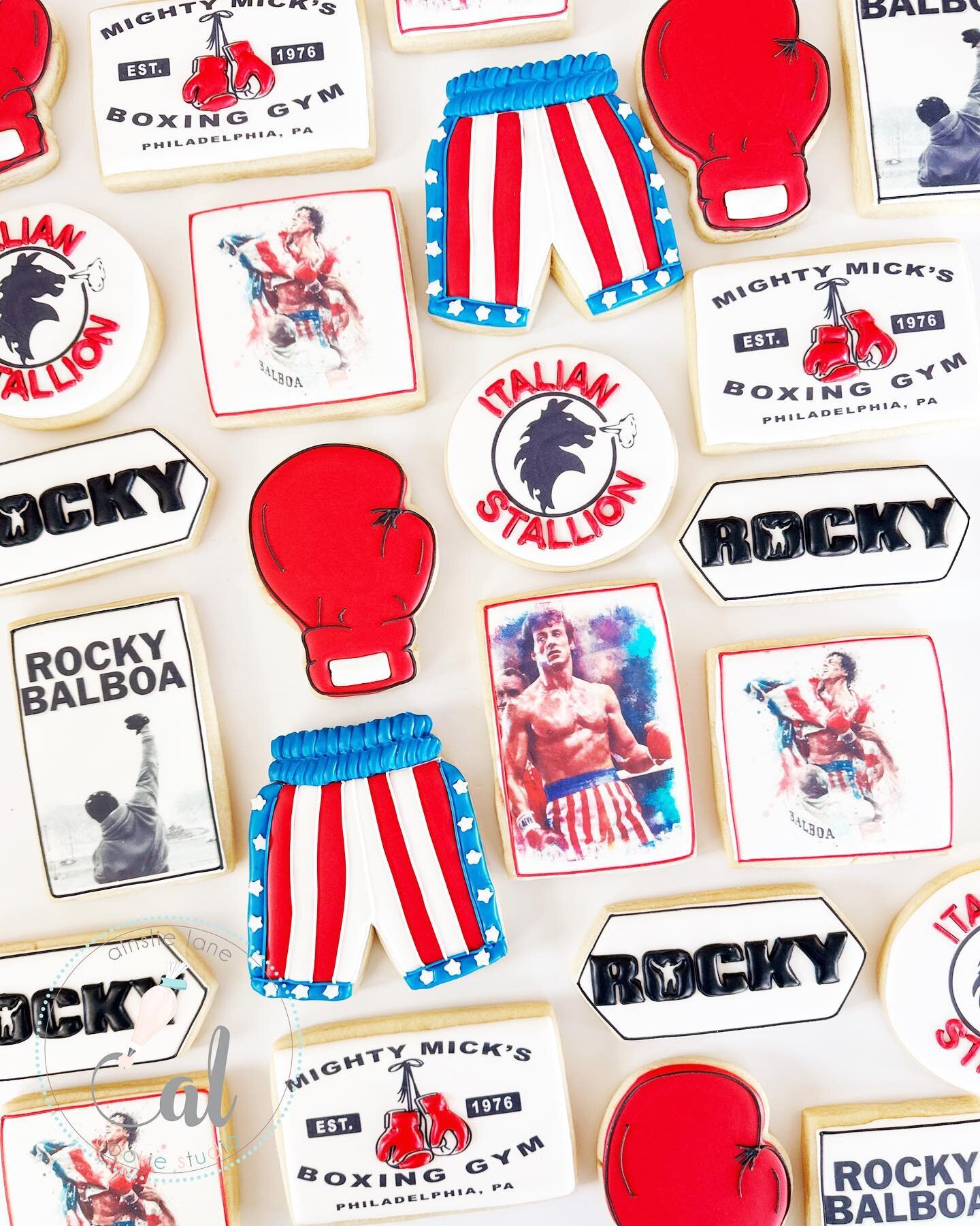 Celebrating Rocco like a champ with these knockout Rocky Balboa-themed birthday cookies! 🥊🎉 Sweet treats that pack a punch! I was SO excited when @farmgrrl13 asked me if I could make these! As a child of the 80&rsquo;s I absolutely loved the Rocky 