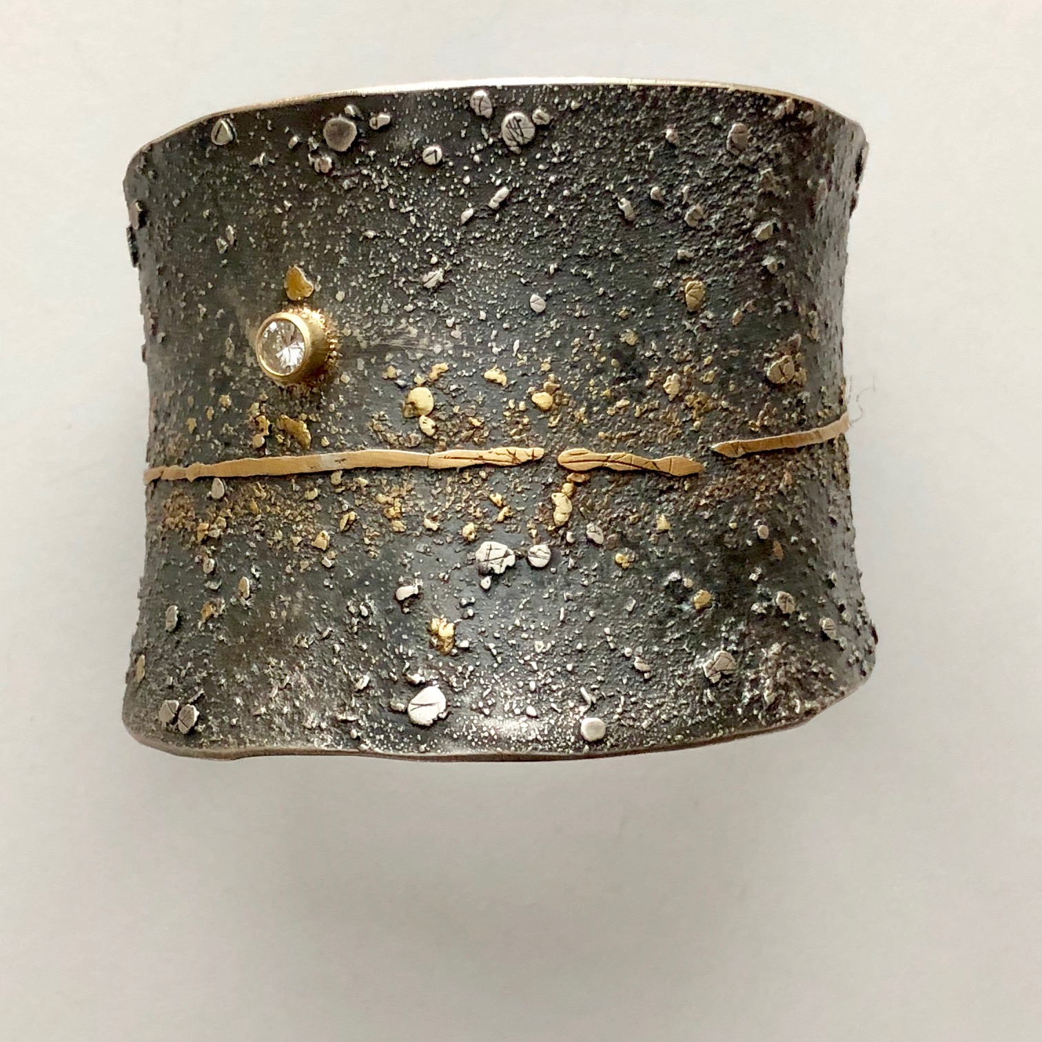 horizon line silver cuff