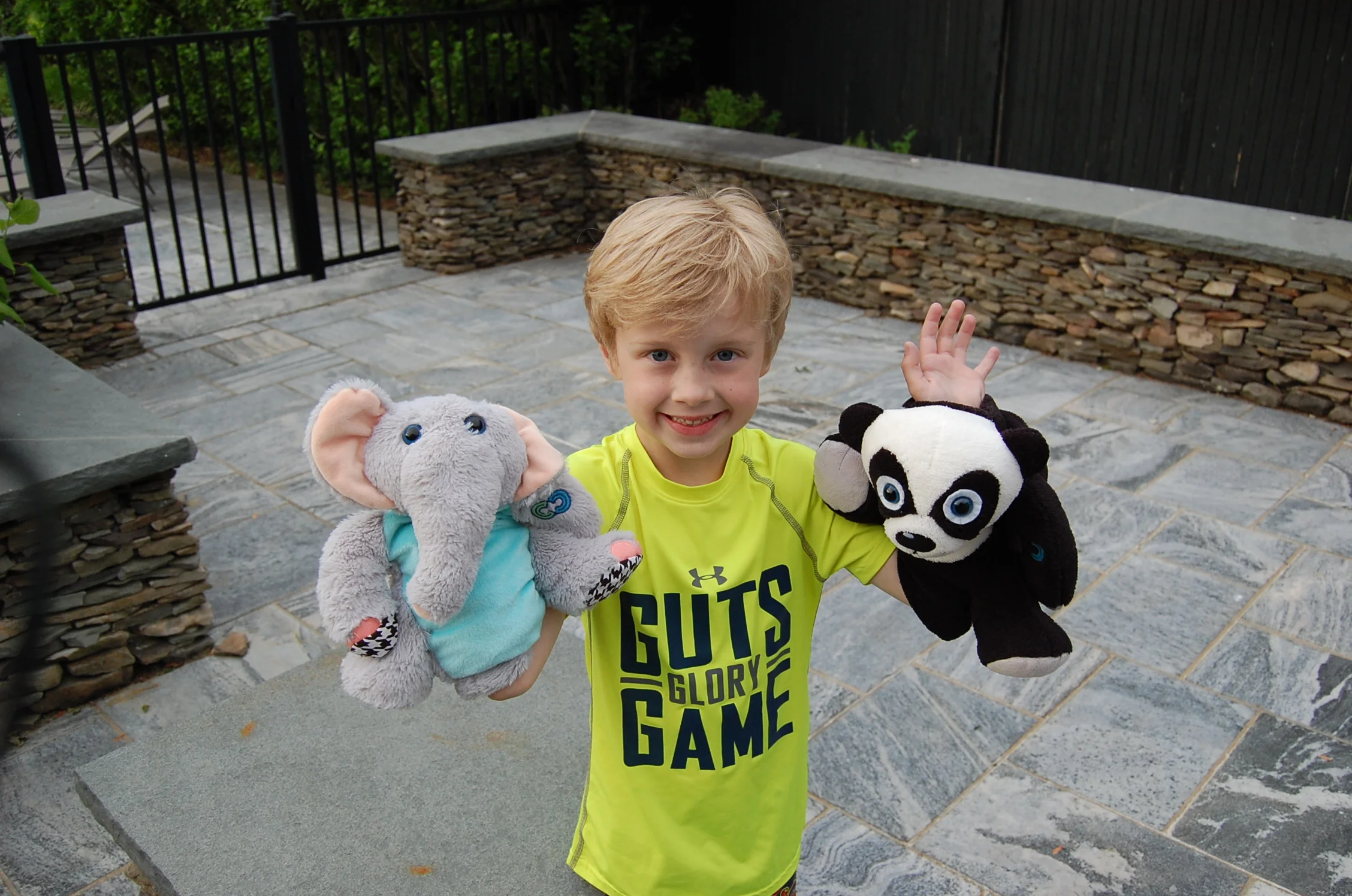 Nate with Ellie and Noah.JPG