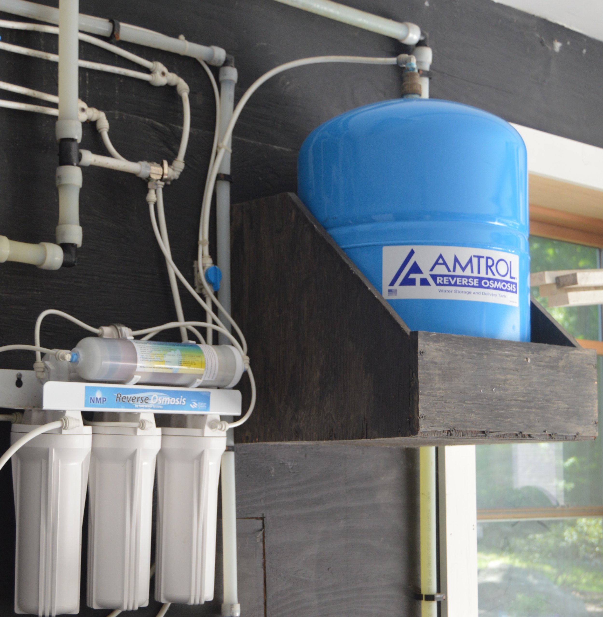 5 Stage Reverse Osmosis System with Amtrol Tank.JPG