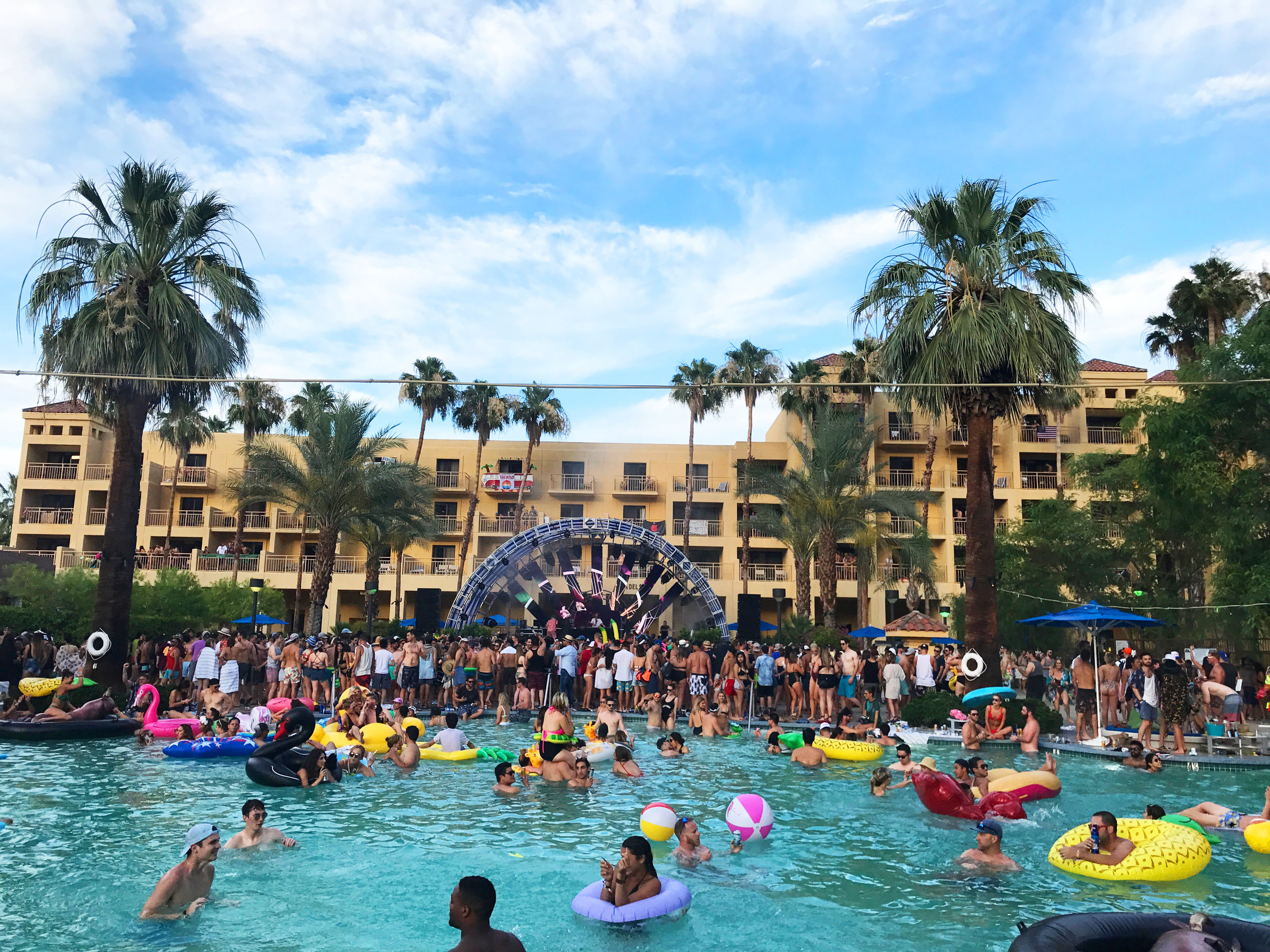 splashhousepool.jpg