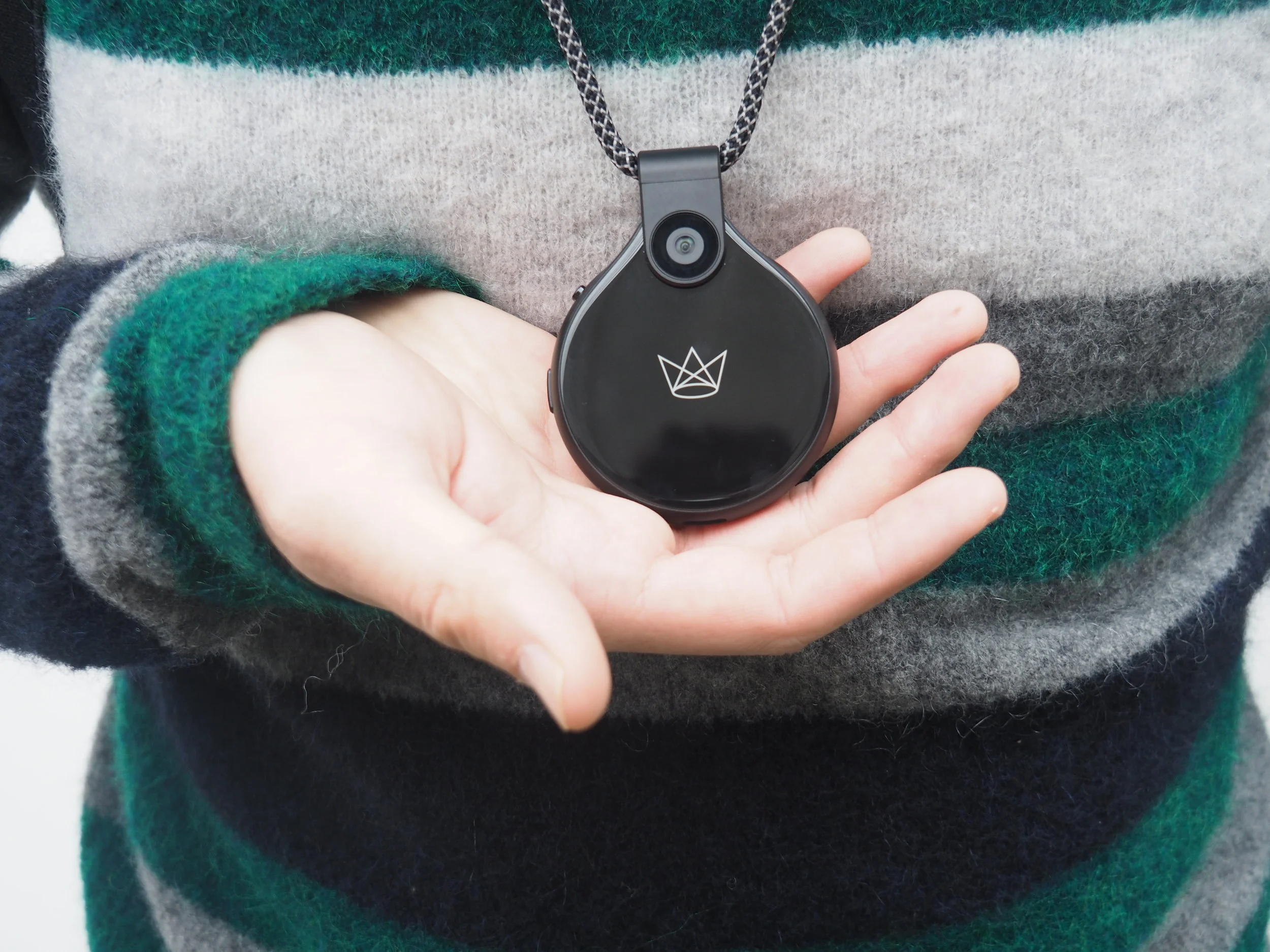 Lifestyle: FrontRow Camera