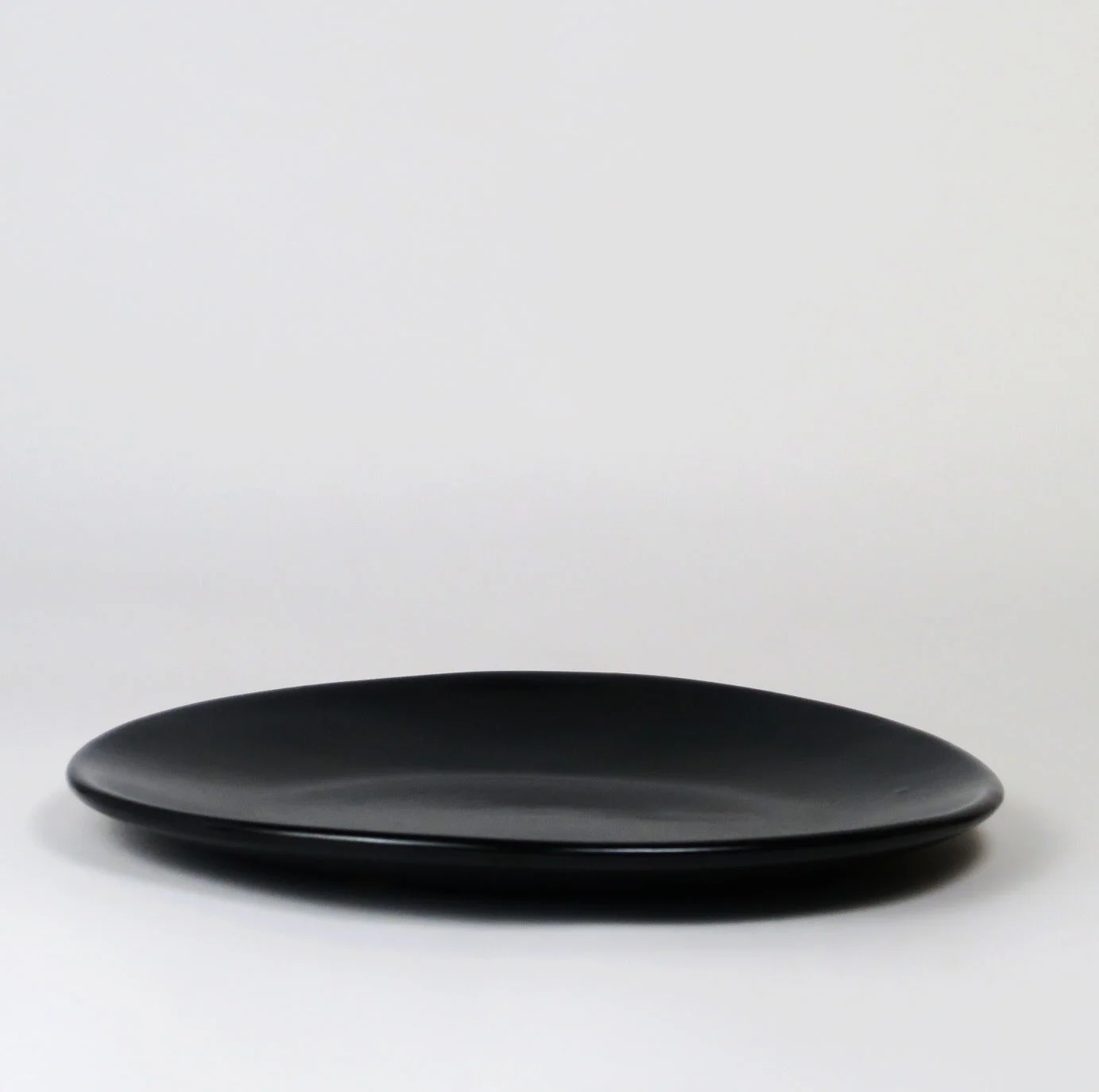 sexy-black-plate-c-stoll-flat.jpg