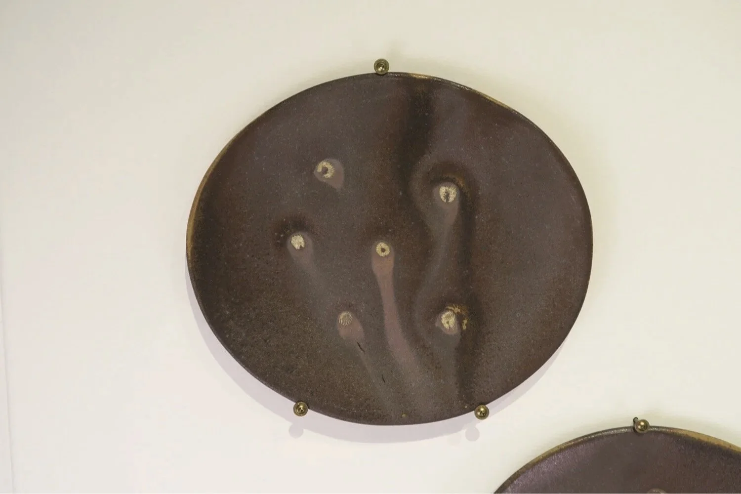 rcelain+large+stoneware+plate+2.jpg