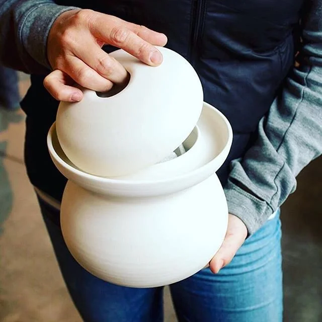 BrothBar-fermentation-crock-porcelain.jpg