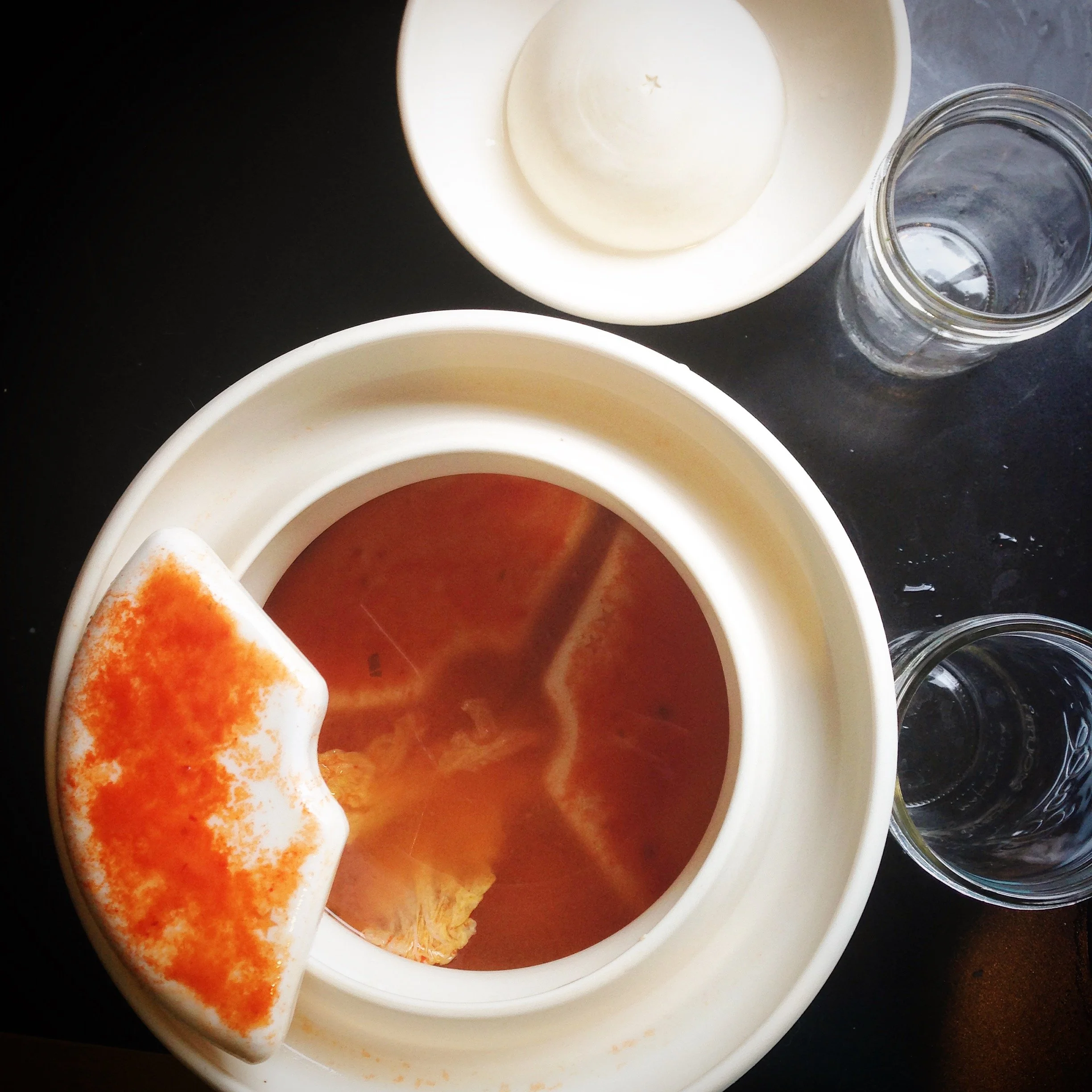 luscious-porcelain-fermentation-crock-pepper-sauce.jpg