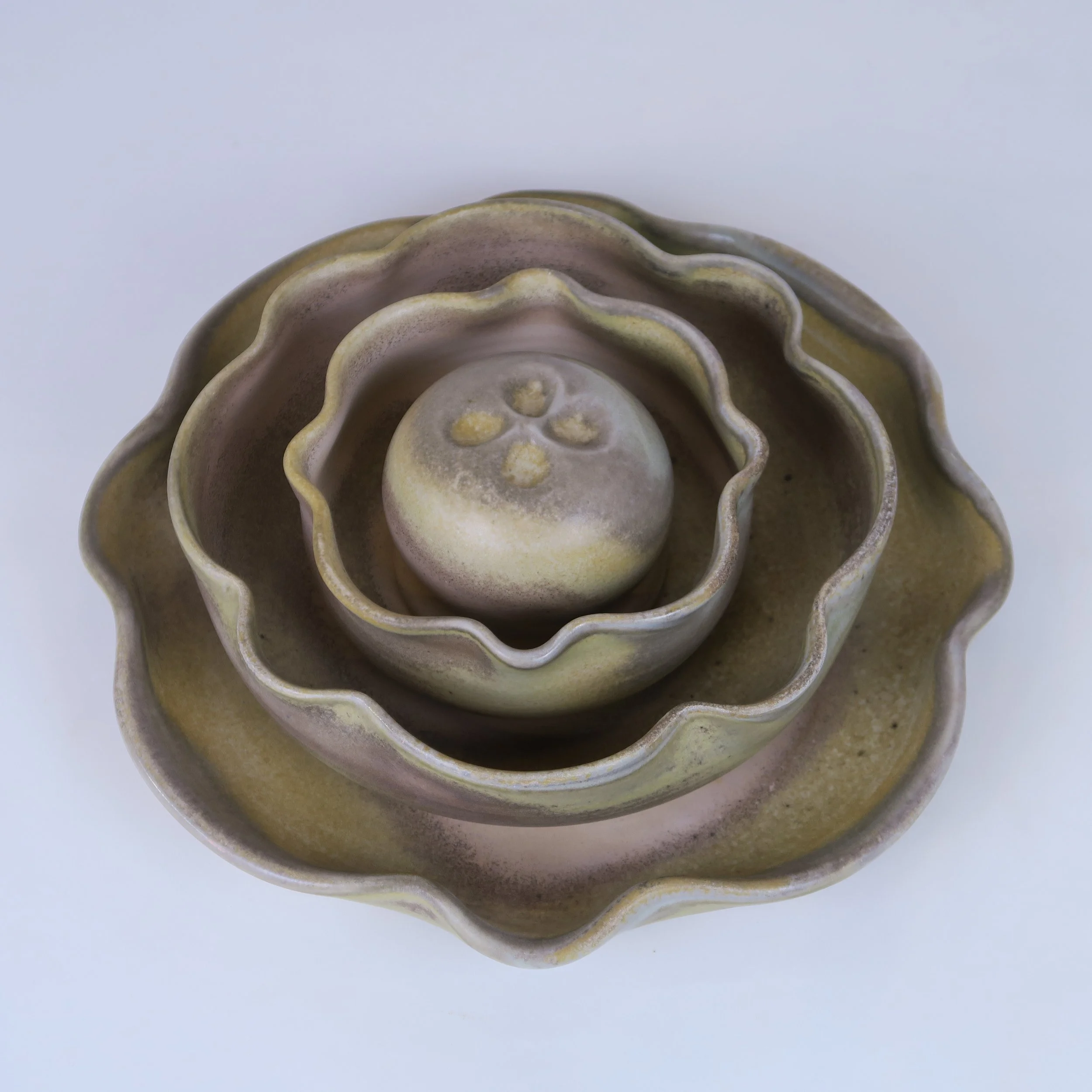 Stoll-white-rose-porcelain-lotus-set-1-proper-above.JPG