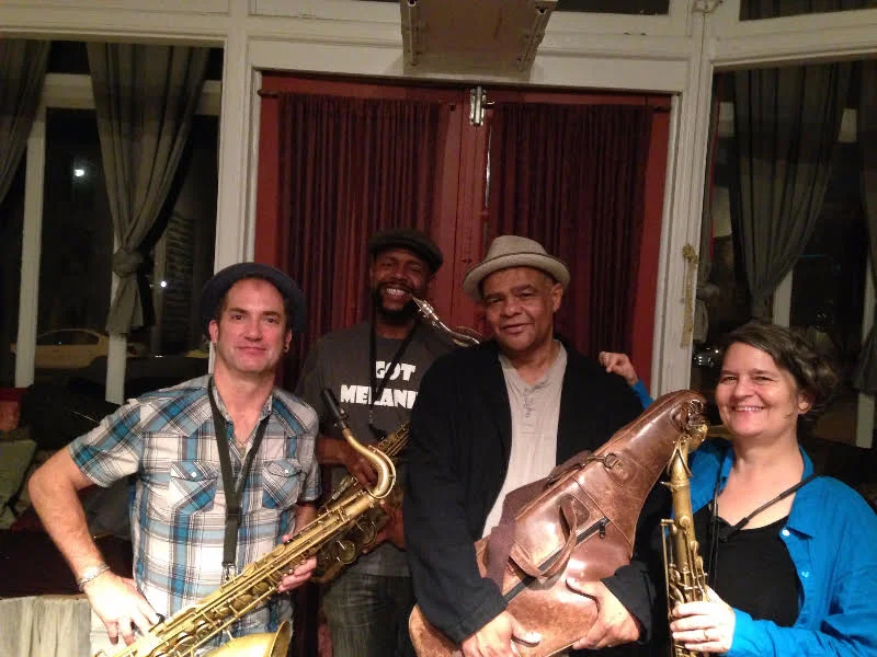 Saxophone Party Groups