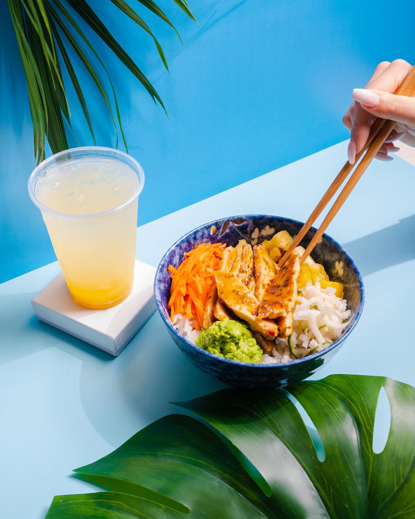 OH CLUCK!
Loaded with crunchy veg and tender chicken breast our Sweet Shoyu Chicken bowl is a summer-perfect pick.

#dishedvan #yvreats #dishedyyc #eater #feedfeed #yyc #yvr