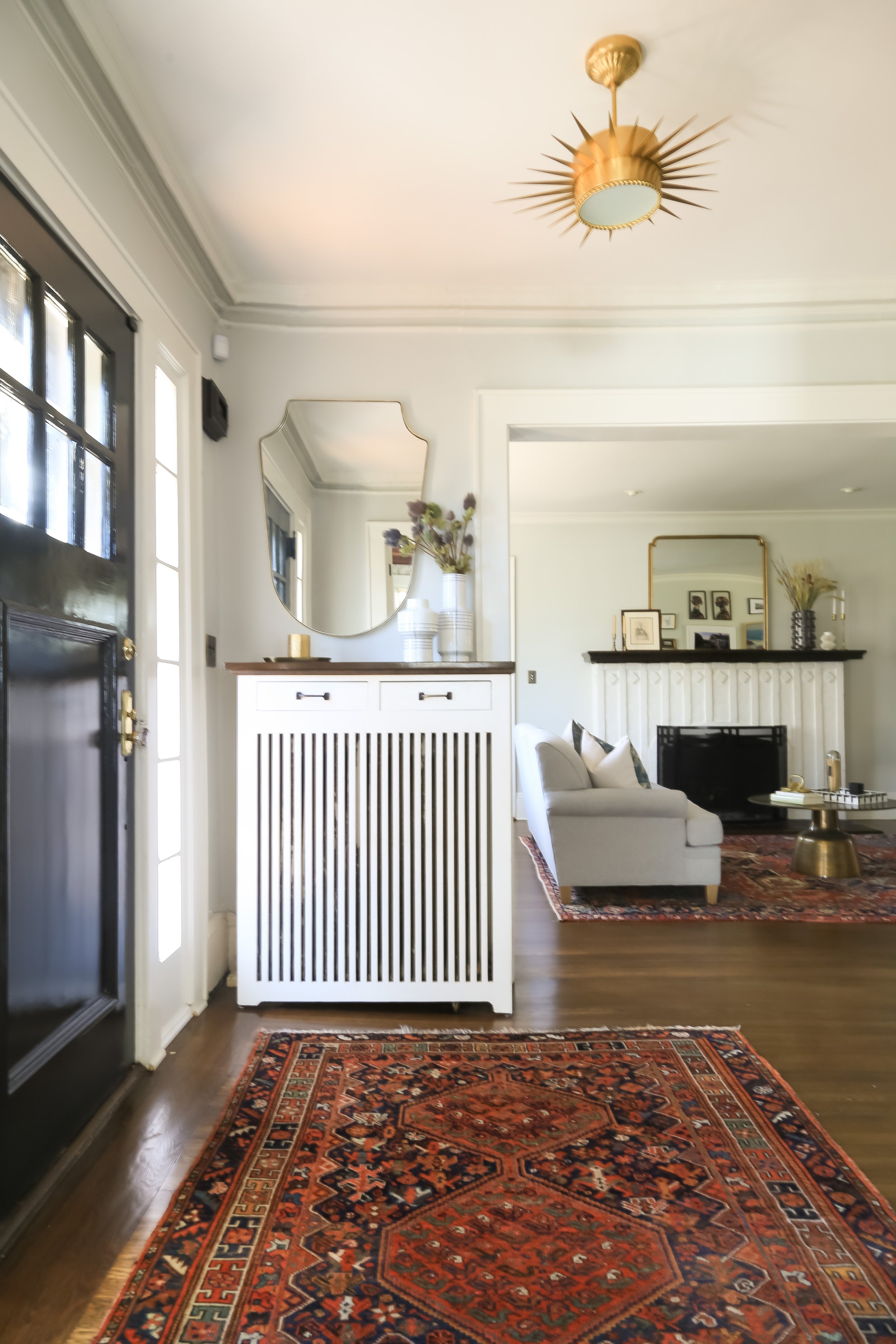 larchmont-newyork-entry-room-view.jpg