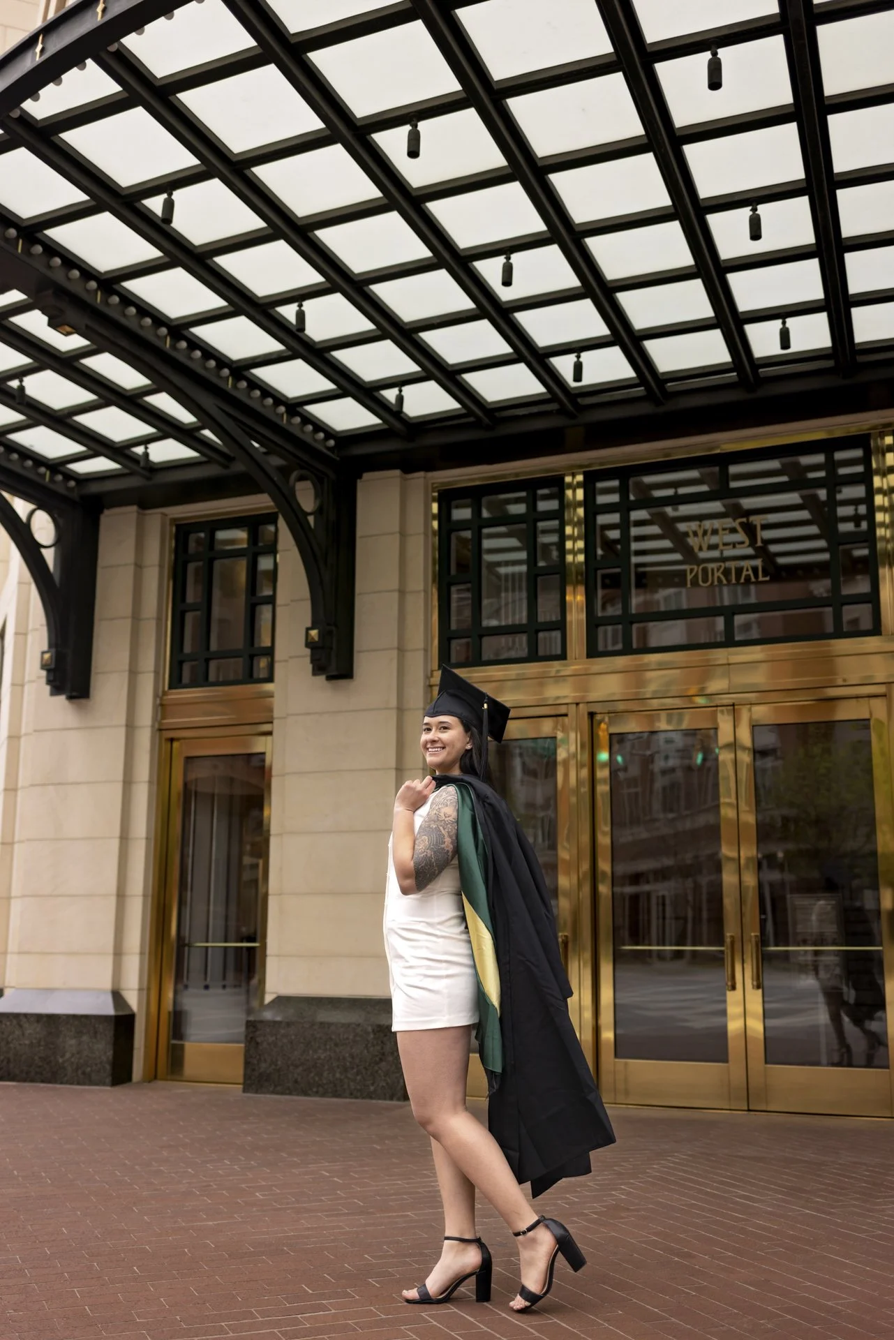AbbyPfaffPhotography_collegegrad__8.jpg