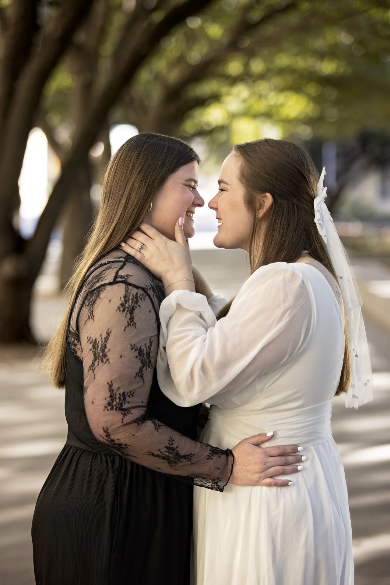 Engagement Photoshoot in Downtown Fort Worth | Autumn & Elena