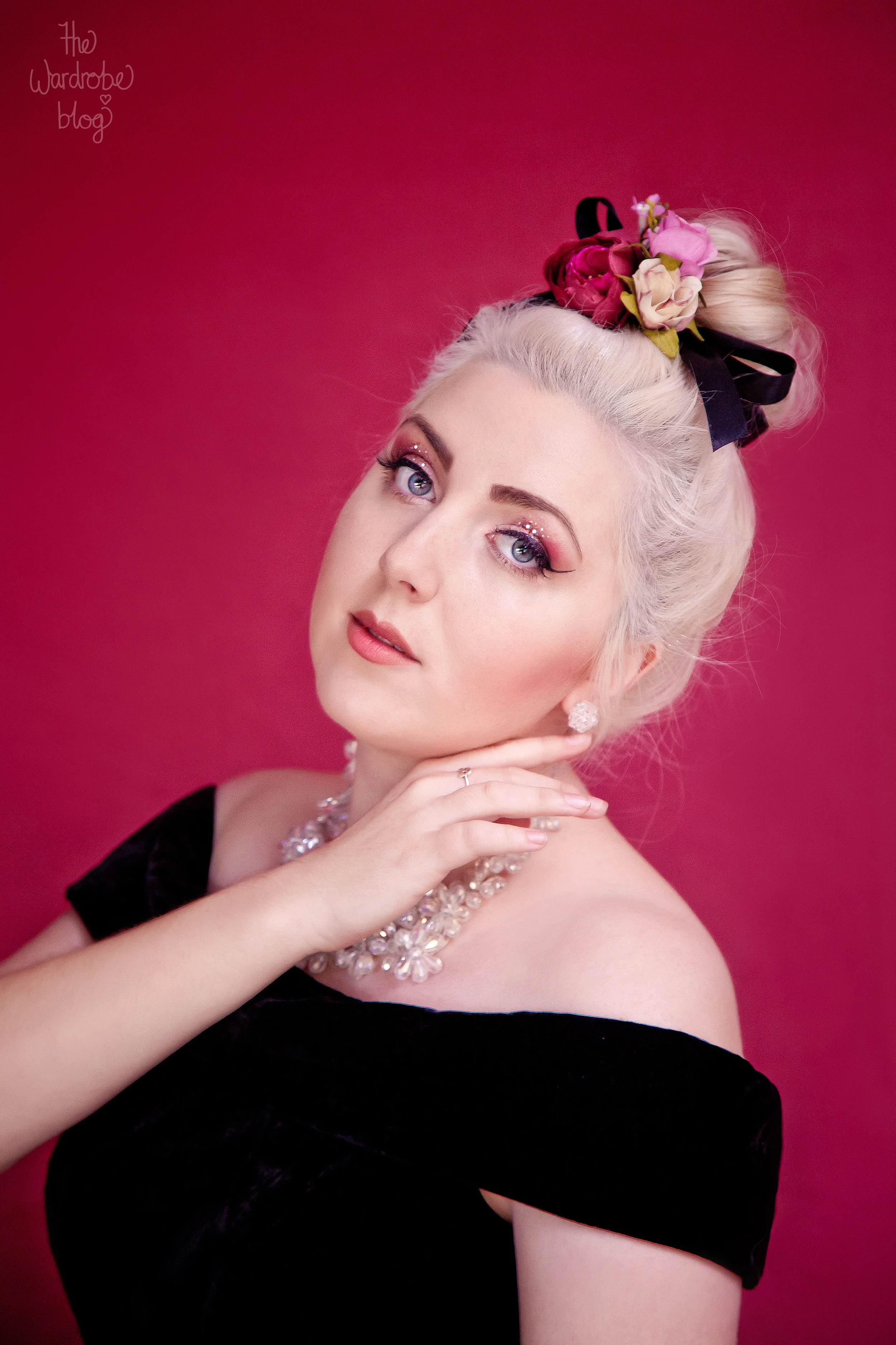 Renaissance-Backdrop-Studio-Gown