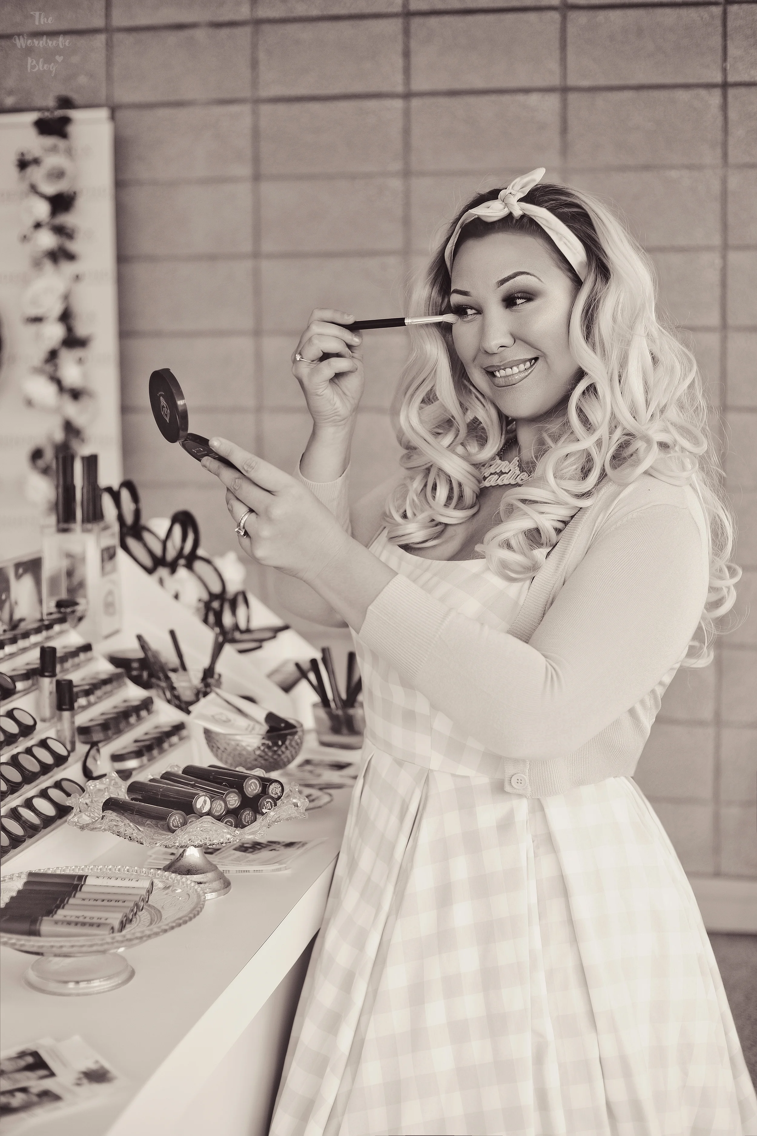 Phoenix-Renata-Cosmetics-Interview-B+W