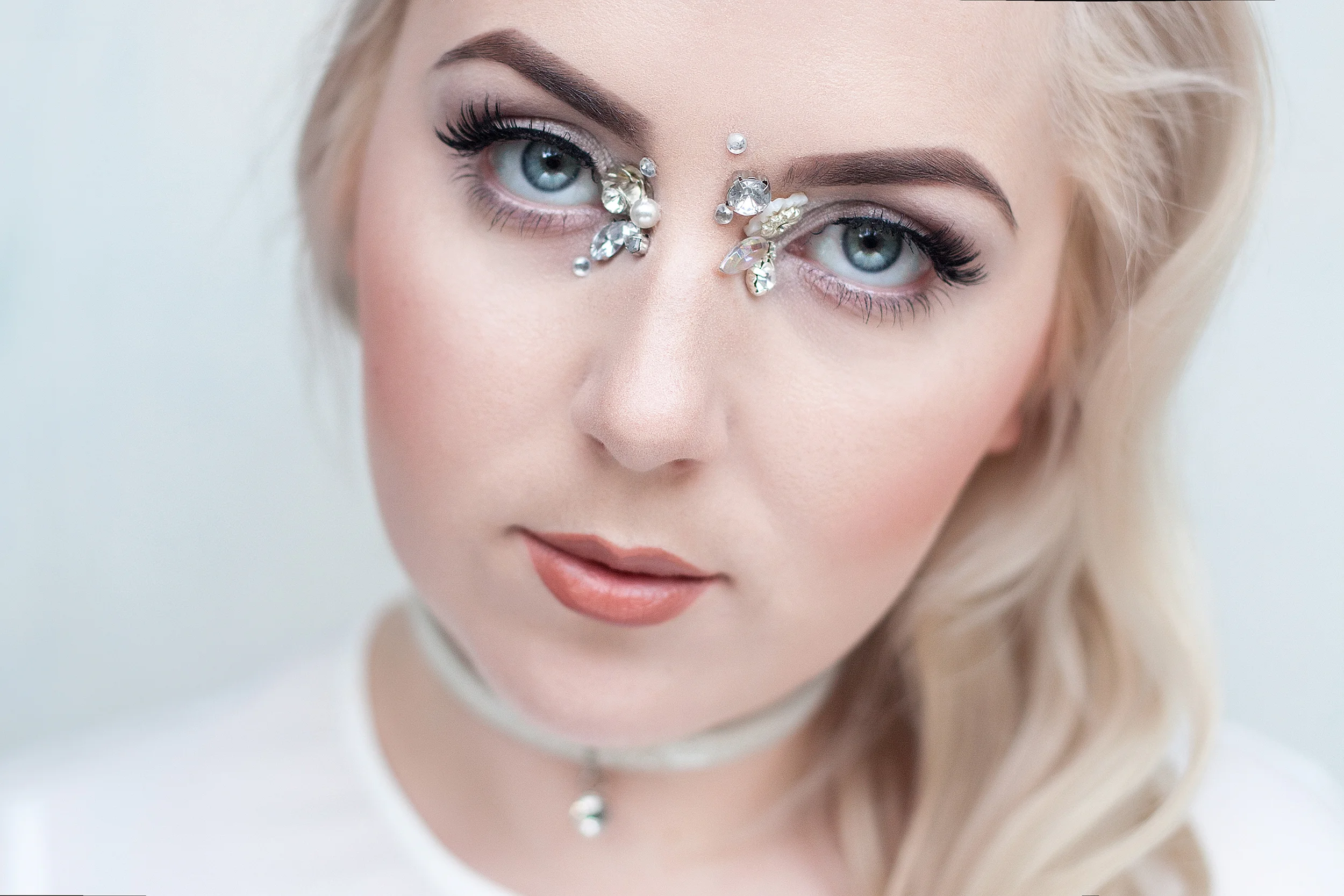 Winter Makeup Trends 2018 | Highlights