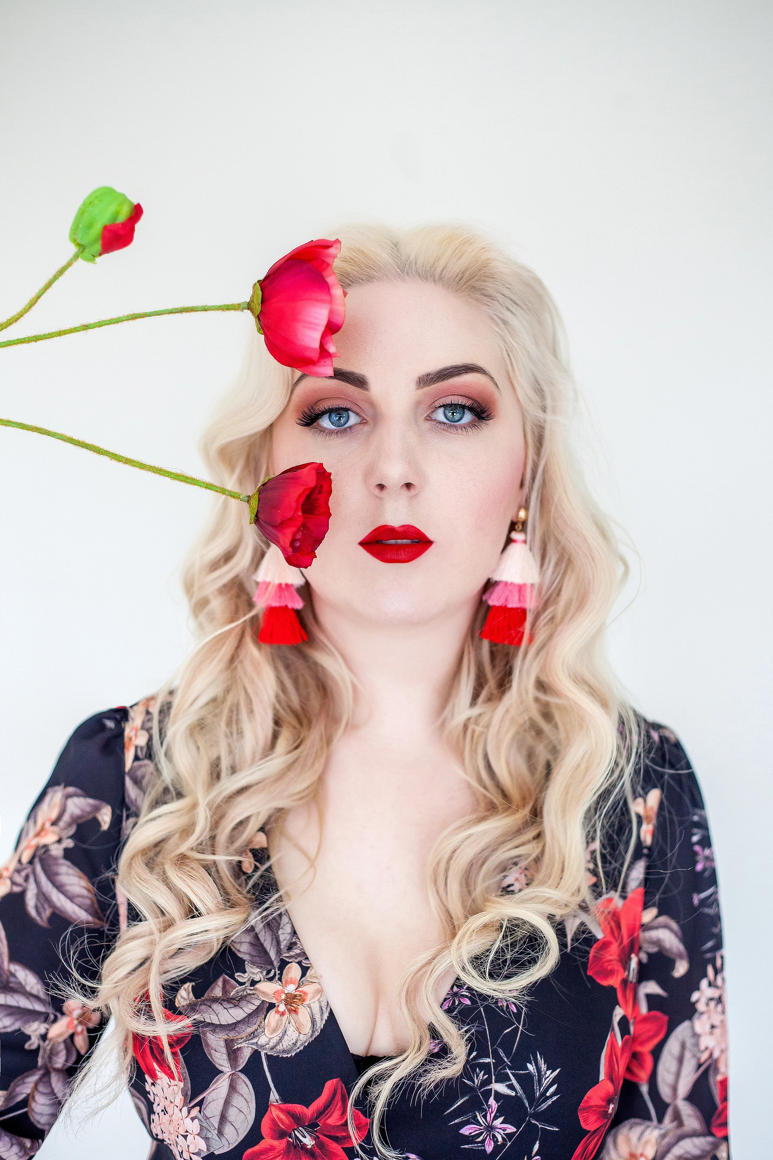 Red-Poppy-Makeup-Glam