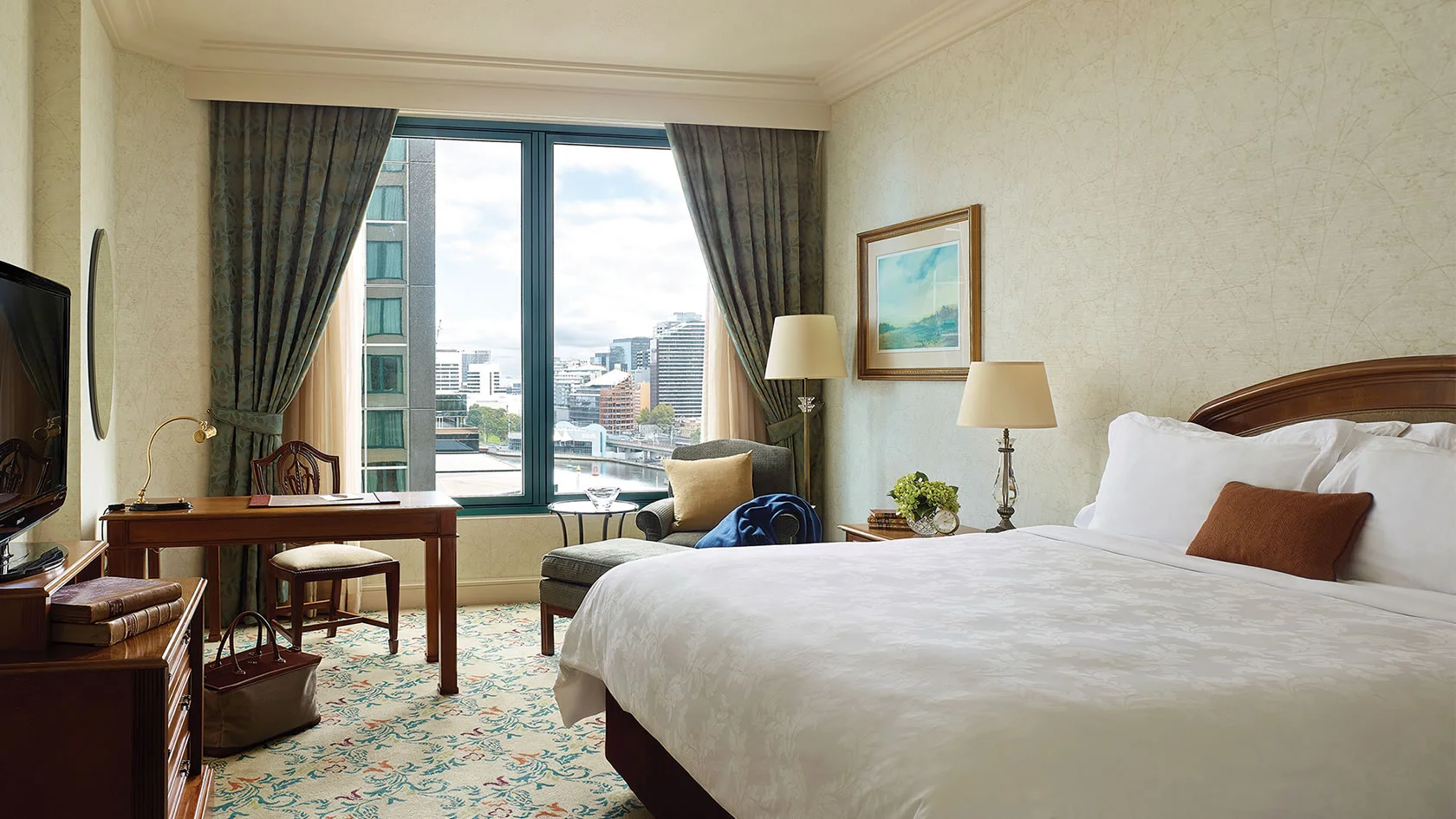 tlmel-grand-classic-room-2014-hires-1680-945.jpg