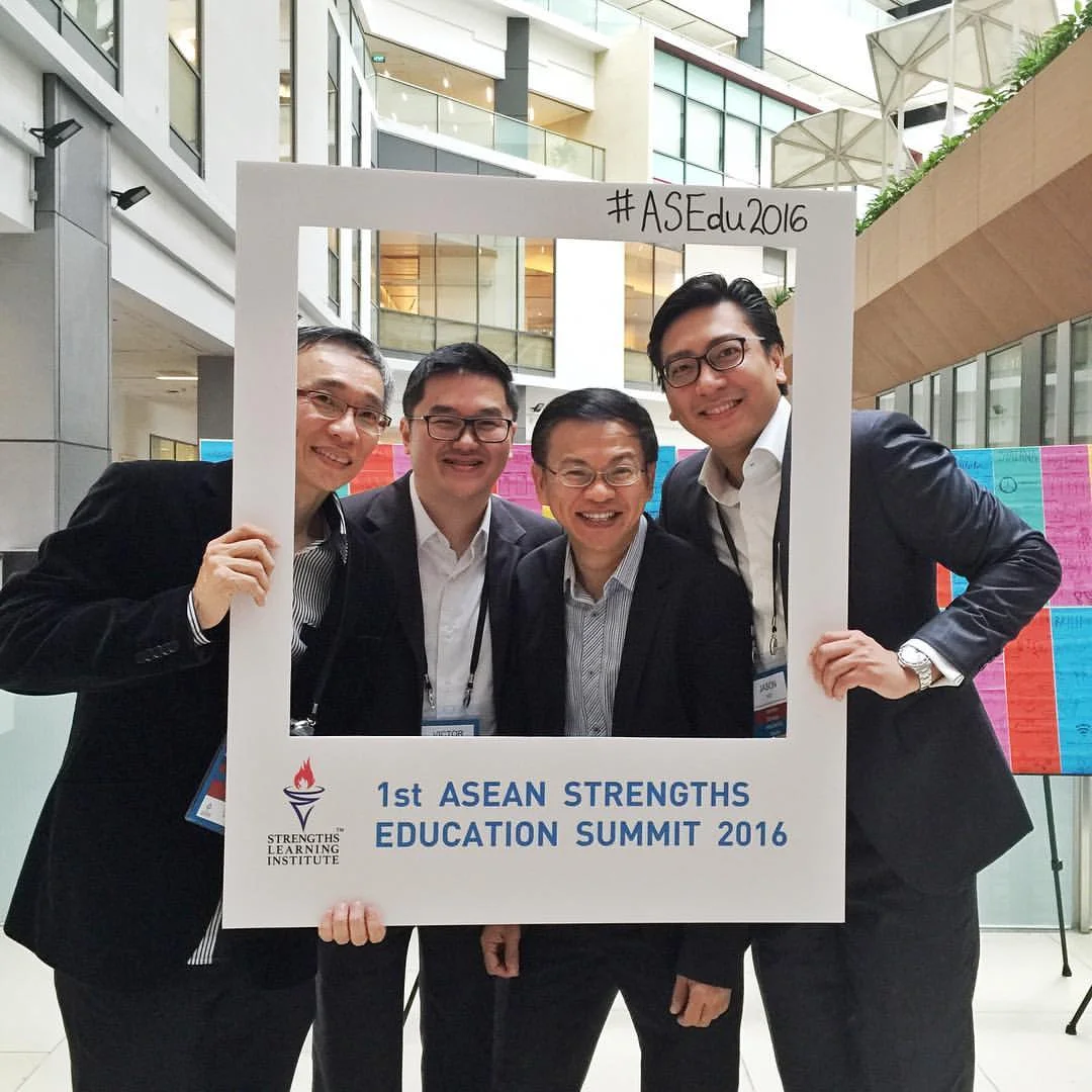 In #Singapore, Polaroid with the leading 4 #StrengthsFinder coaches that are impacting the ASEAN Education landscape
#ASEdu2016
#StrengthsQuest #StrengthsSchool #Gallup #StrengthsFinderSG #Asia #HumanResource #SelfImprovement #SelfDevelopment #StrengthsCoach #ProfessionalDevelopment #StrengthsFinderCoach
Jason Ho • SouthEast Asia’s 1st StrengthsFinder Certified Coach • Strengths School™ Singapore
