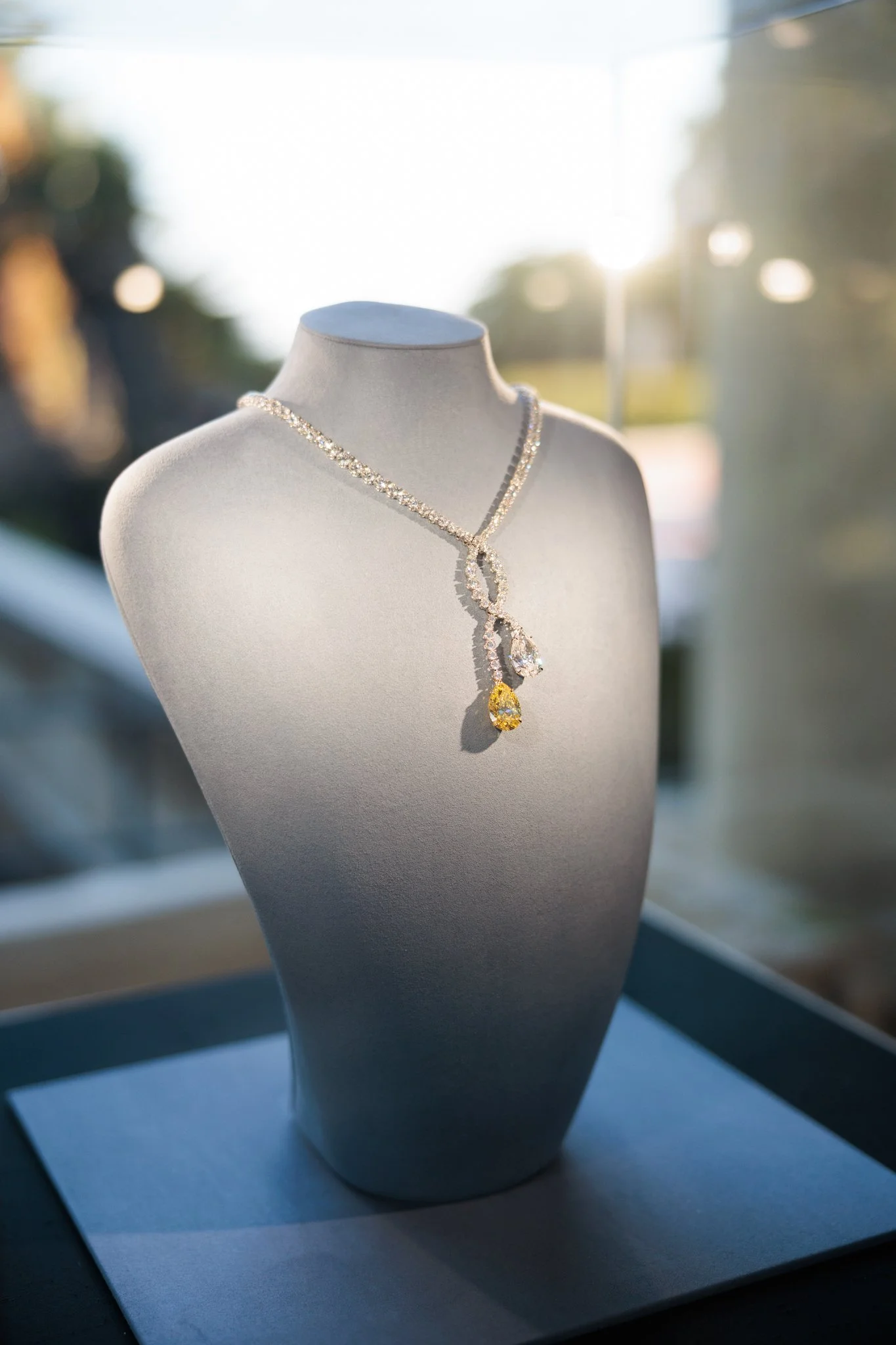 Harry Winston event at Huntington Library