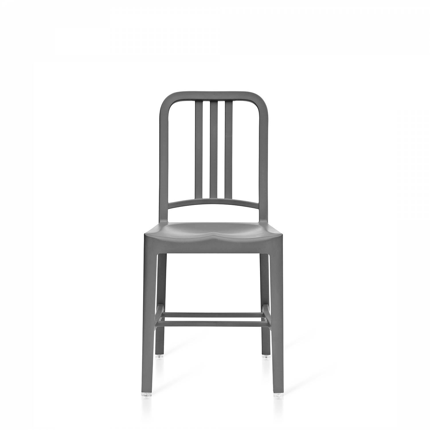 EMECO 111 Navy Chair Valmistettu kierrätetyistä Coca-Cola pulloista, kuusi eri värivaihtoehtoa I € 397