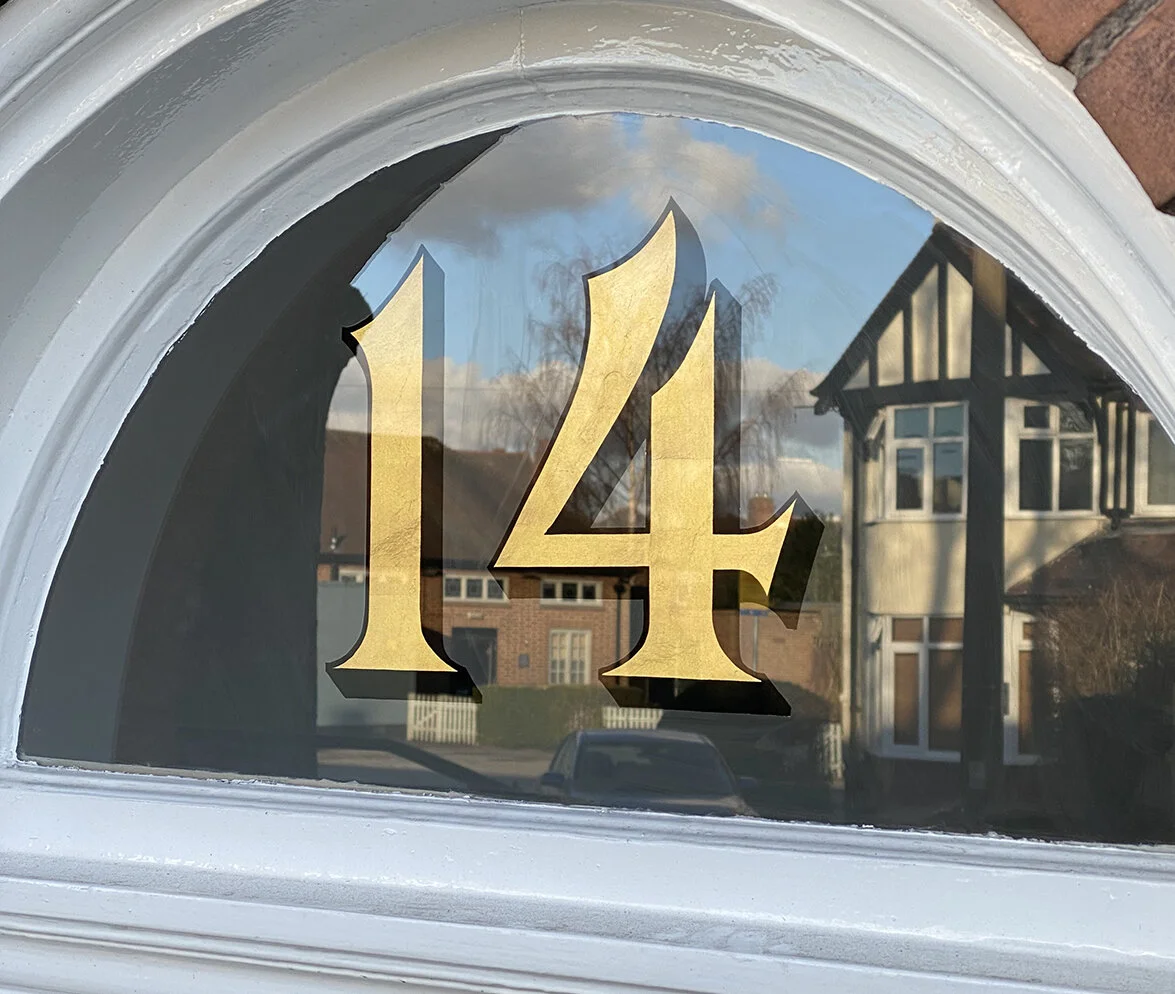  hand painted sign, traditional sign painting, hand painted, hand lettering, sign writer, sign writing, gold lead, gold leaf sign, sign painter, sign writer 