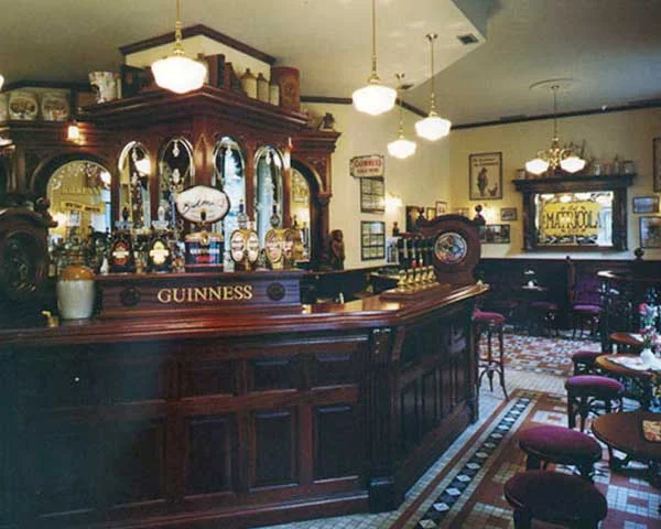 Victorian Irish Pub Design - Interior wooden bar