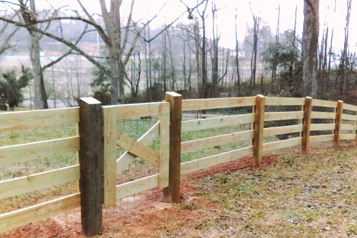 4-rail ranch + walk gate