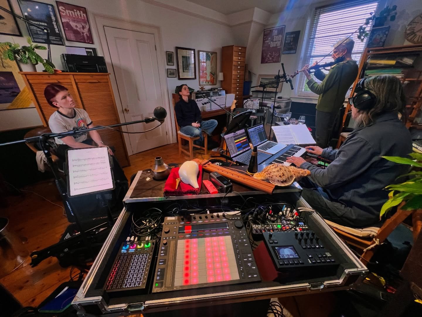 My quirky but very fun and super powerful rig for the Ocean Songs project with @nic.pendlebury Lottie P from @goatgirlofficial @colinriley_composer and ably brought together by @kate.dornan1 

Trumpet just out of shot. Such lovely music to play; toni