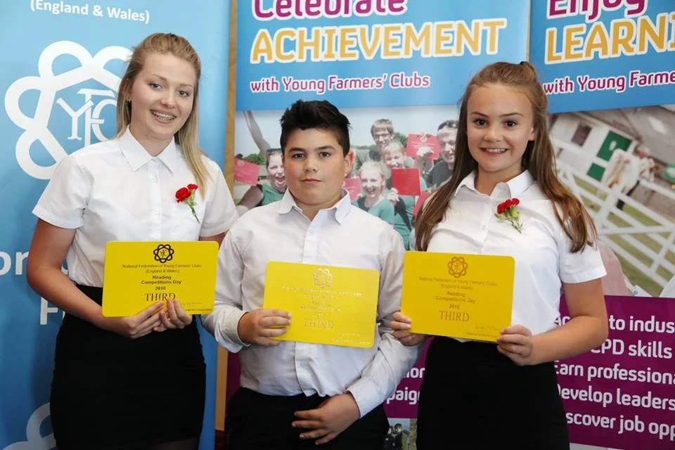 Joanna Thomas, Cantal YFC, William Lewis< Cantal YFC & Katie Hammonds, Edw Valley YFC in the Junior Reading Compeitition.