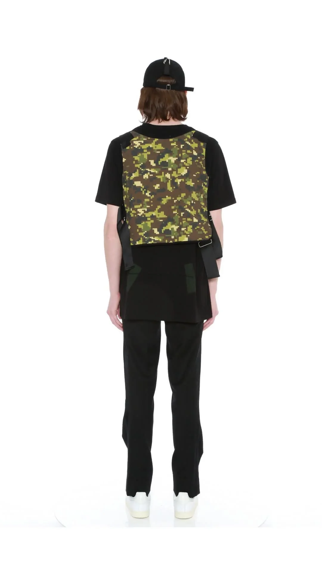 Matthew Miller tactical vest Autumn : Winter 2020 13.jpg