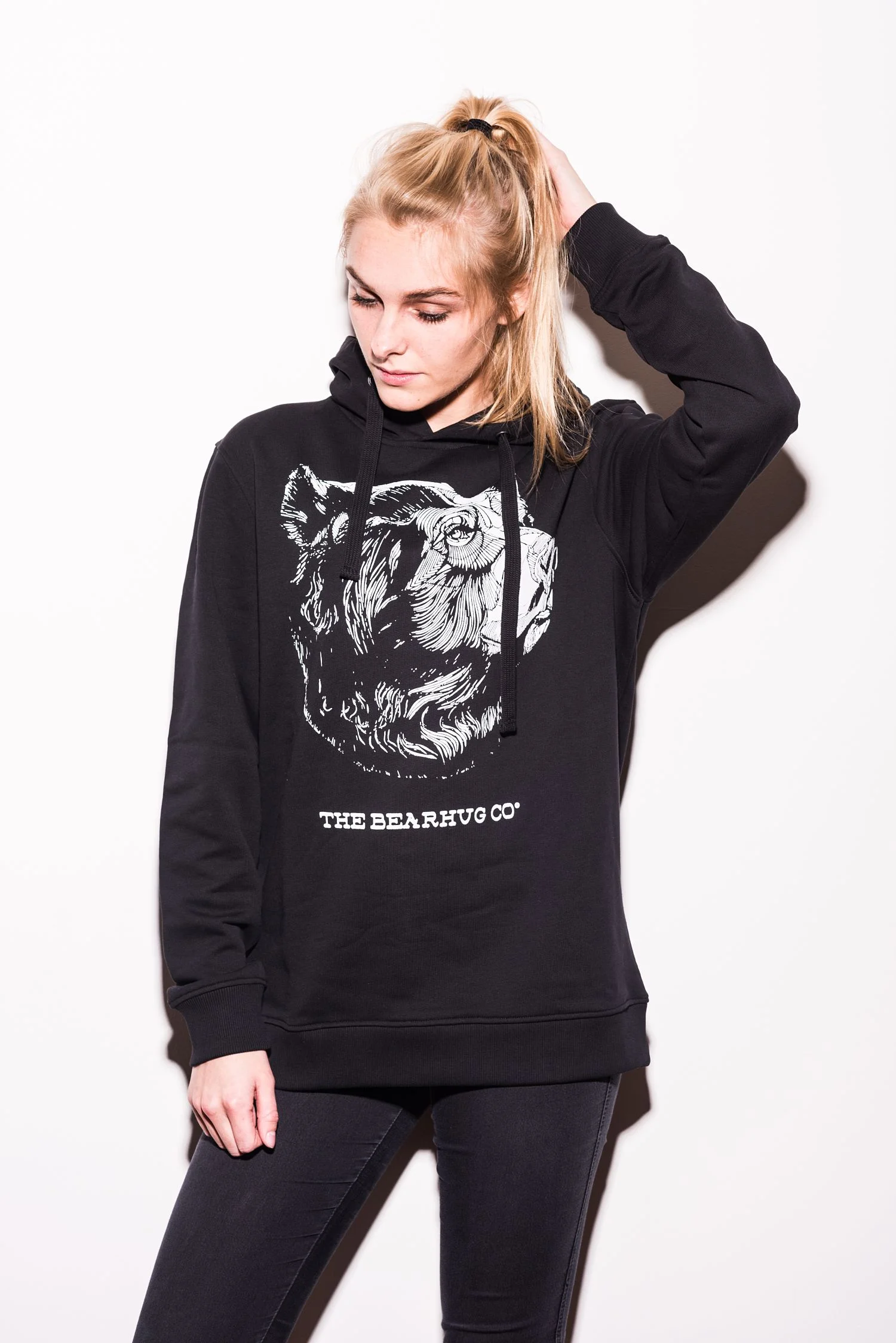Wild Wood Gallery & Store model Nora