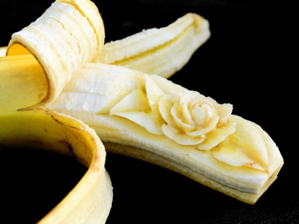 banana-carving.jpg