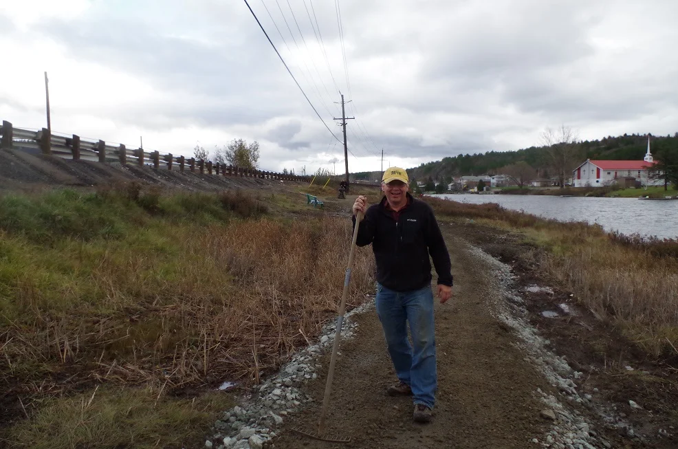 stan_wahnapitae_trail.jpg