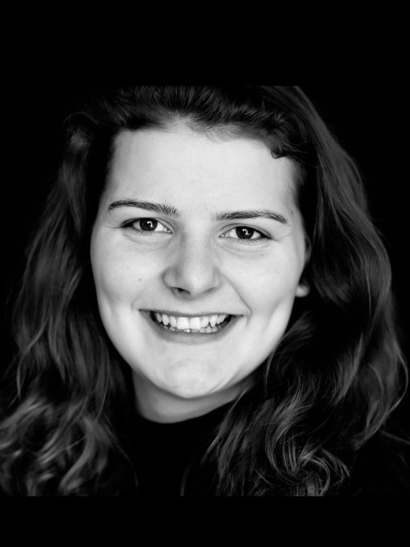 Cecelia+Headshot++%281%29.jpg