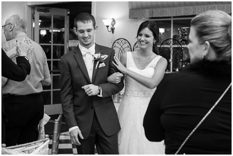 41MesaArizonaWeddingPhotography_LOGO.jpg