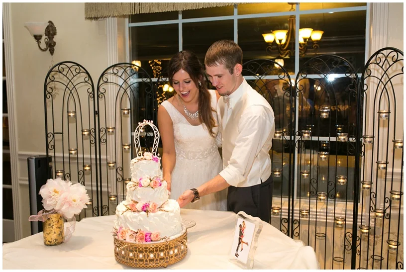 49MesaArizonaWeddingPhotography_LOGO.jpg