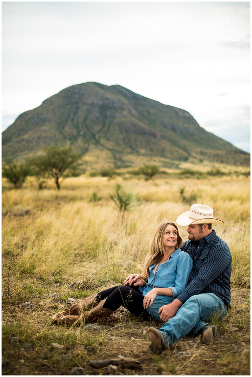 04CountryFarmEngagementPhotography.jpg