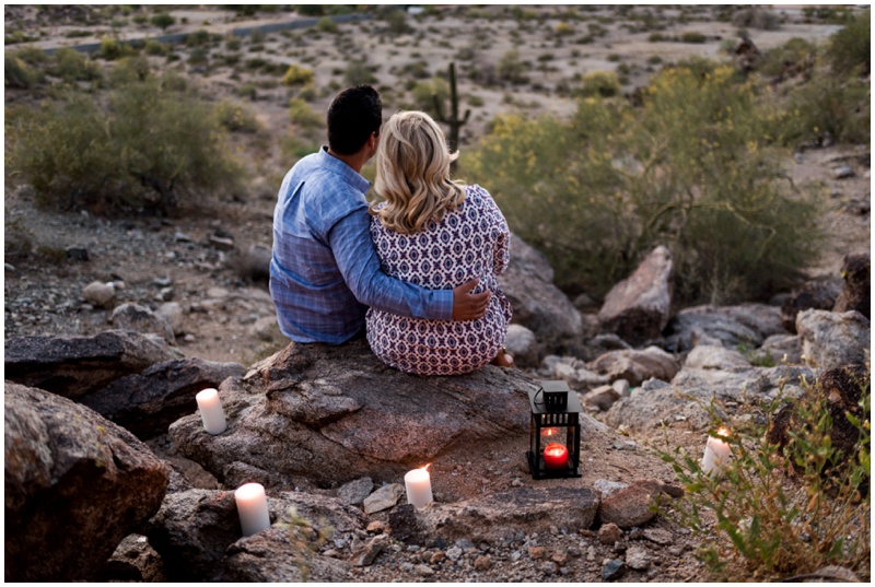 18WindyDesertMountainEngagement.jpg