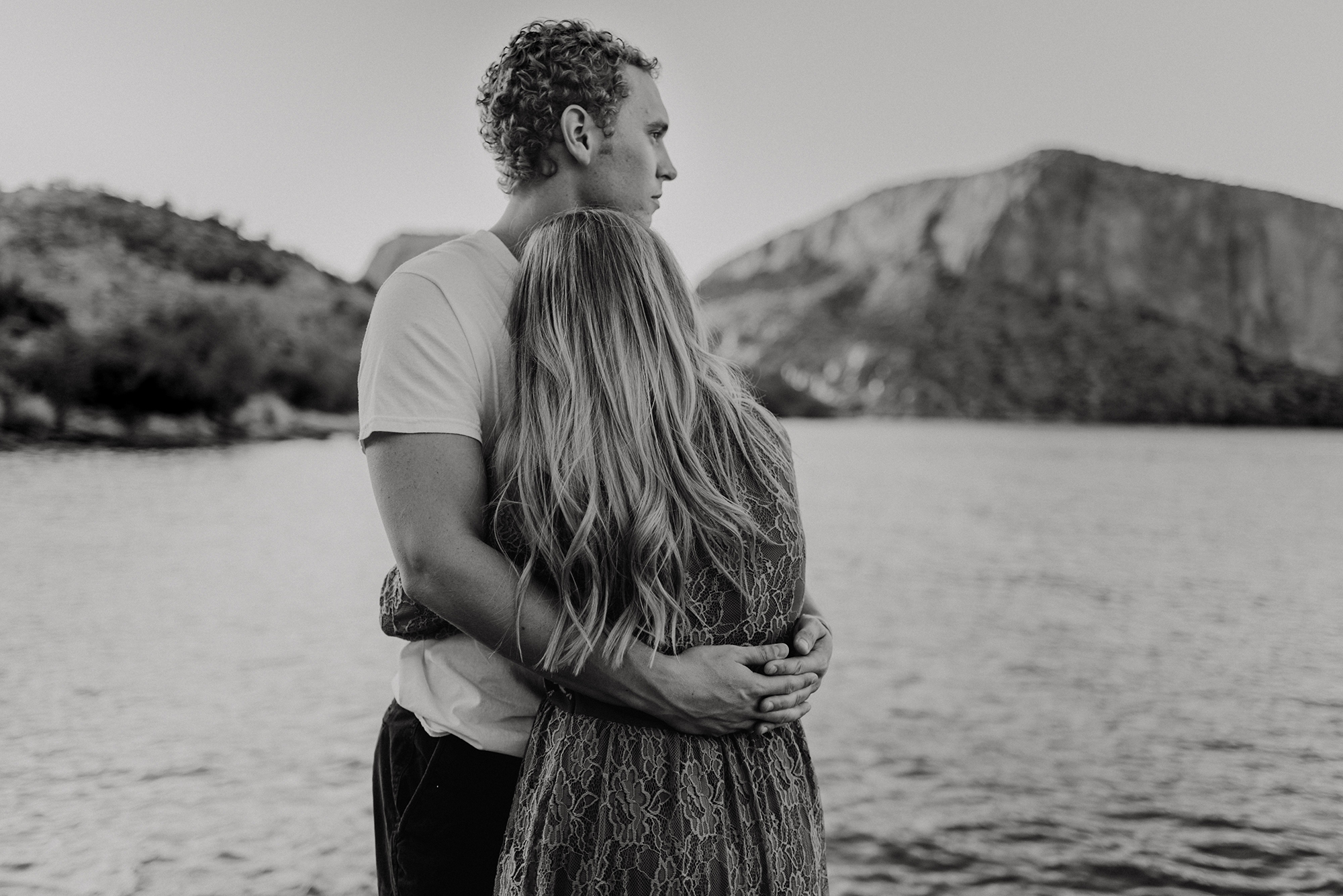 Engagement photo inspiration at Canyon Lake in Arizona.