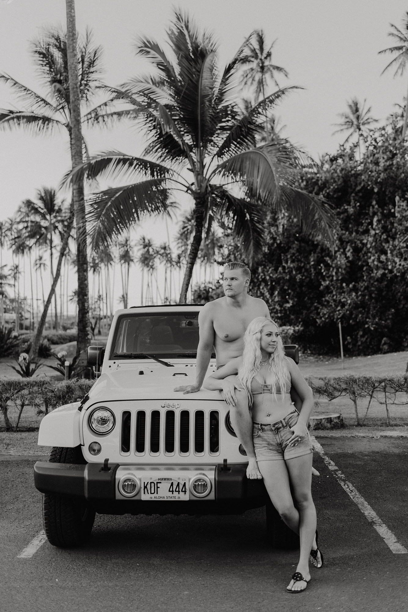 Engagement Photos in Hawaii with a Jeep Wrangler