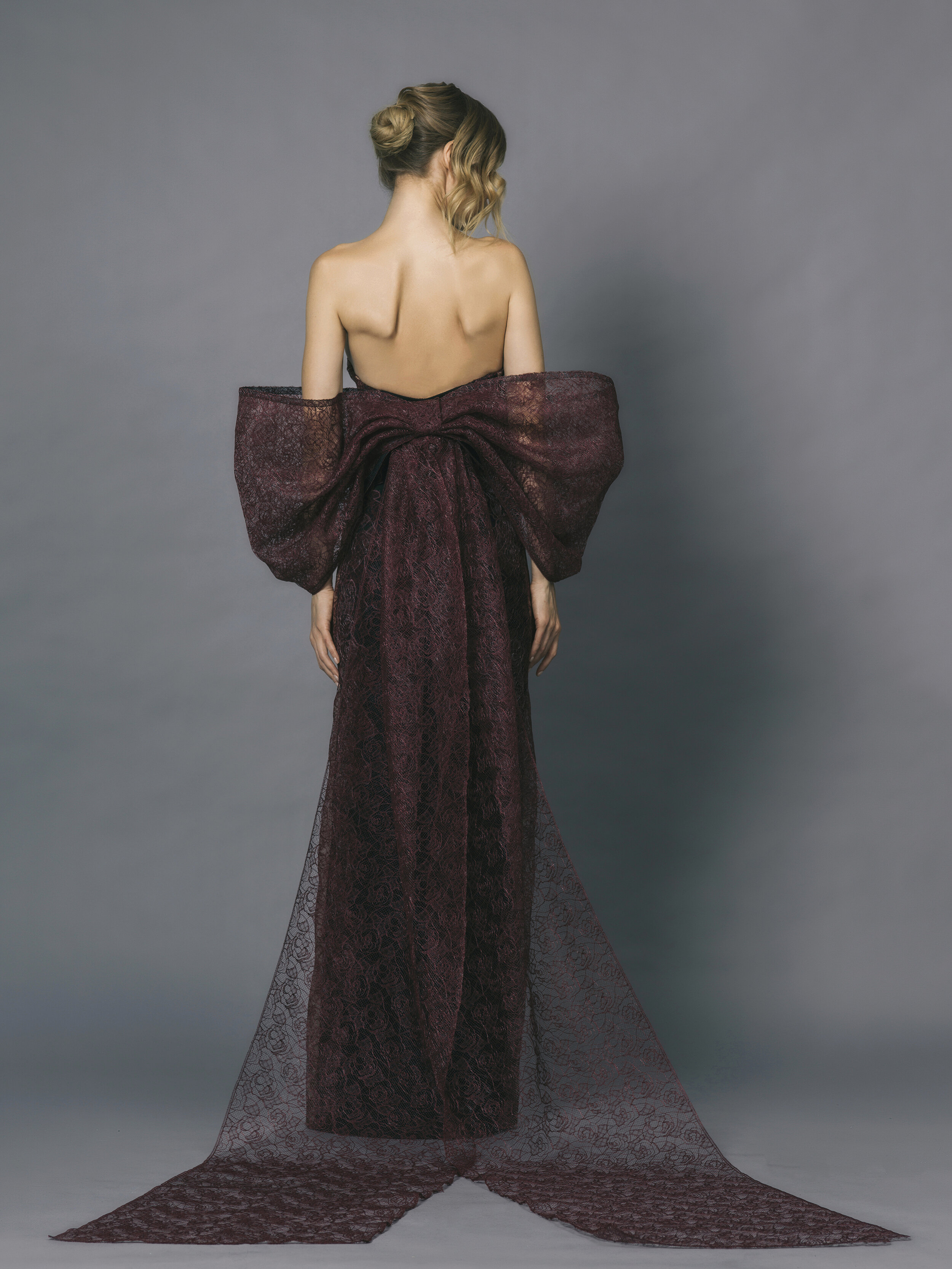 Rosagna bow gown